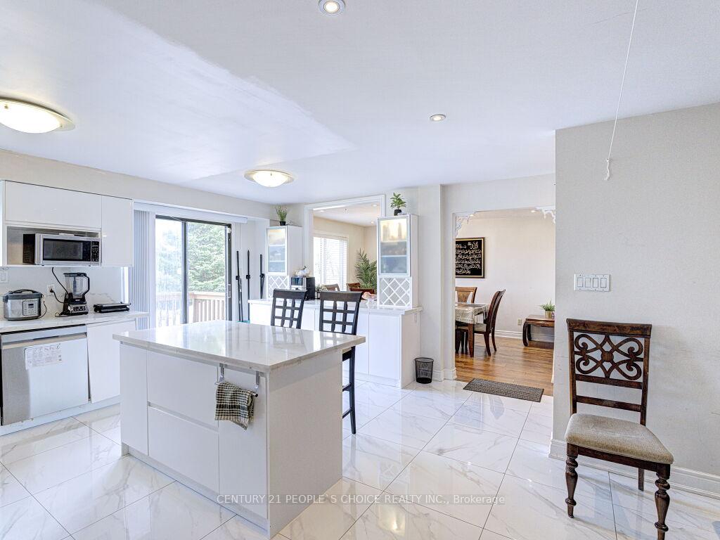Photo 15 of 103 Whitchurch Mews, Mississauga, Cooksville — HOMEH