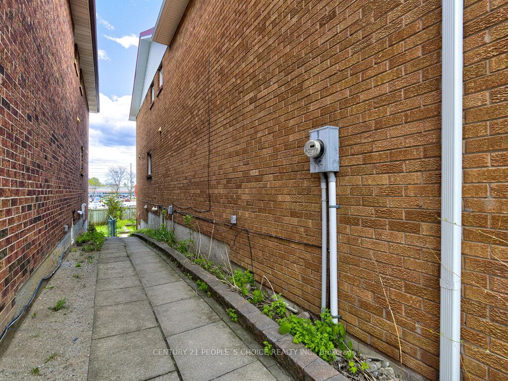 Photo 34 of 103 Whitchurch Mews, Mississauga, Cooksville — HOMEH