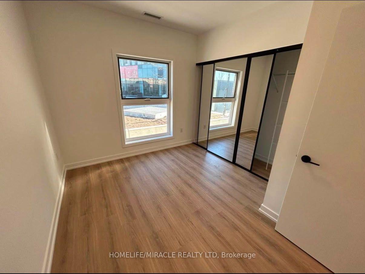 Photo 5 of Unit C004, 30 Lagerfield Drive, Brampton, Northwest Brampton — HOMEH