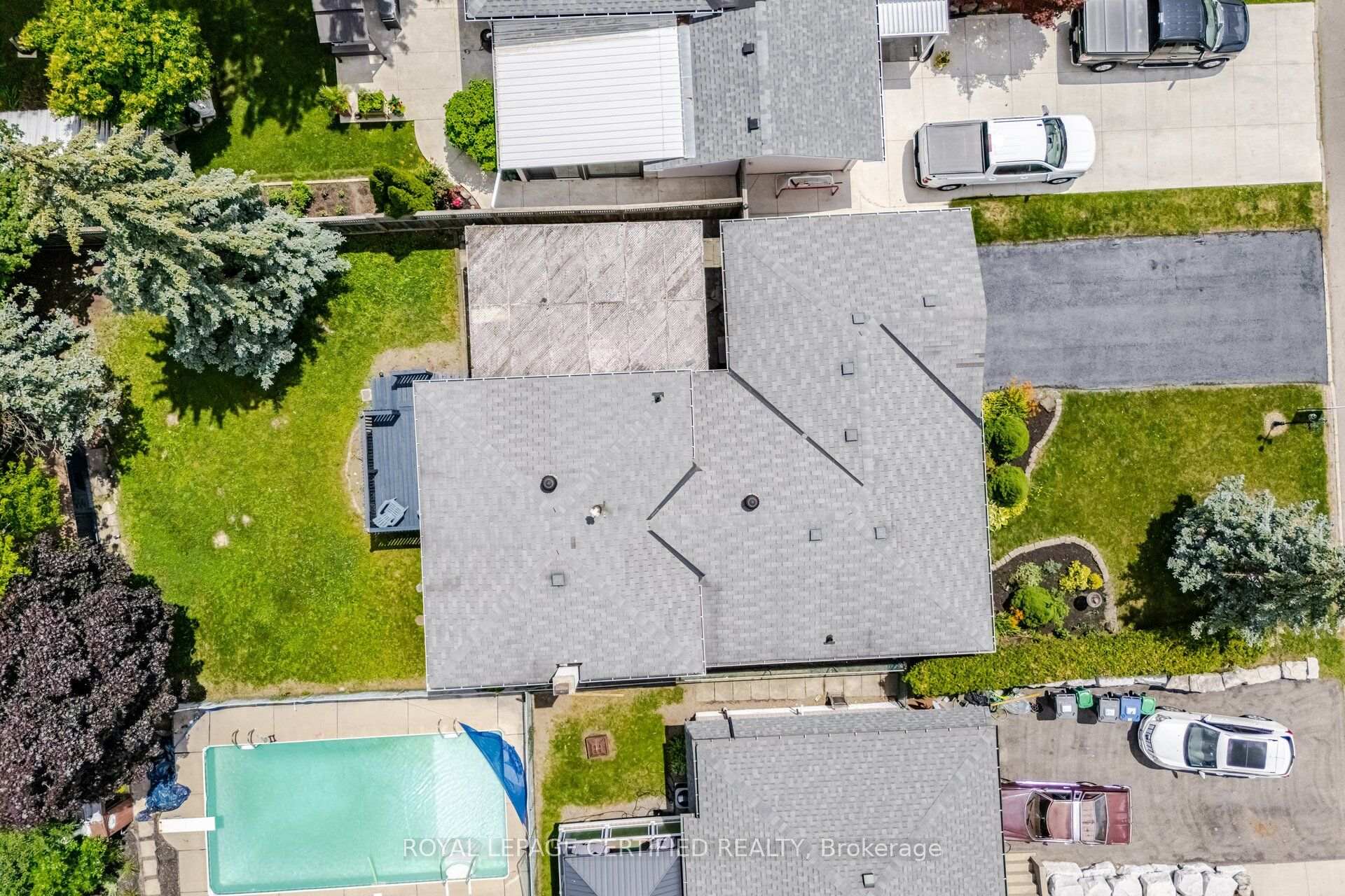 Photo 2 of 33 Grassmere Crescent, Brampton, Northgate — HOMEH