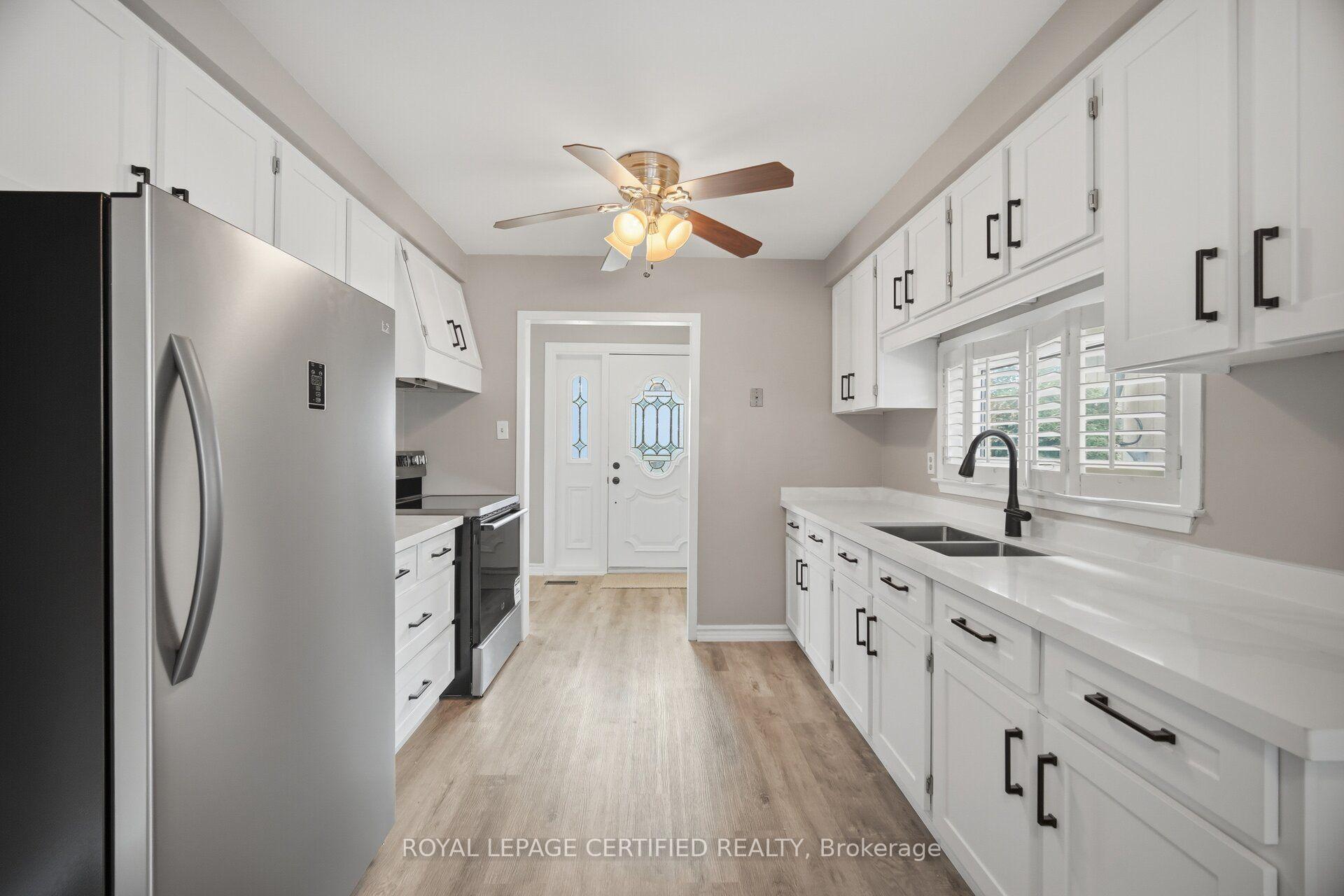 Photo 10 of 33 Grassmere Crescent, Brampton, Northgate — HOMEH