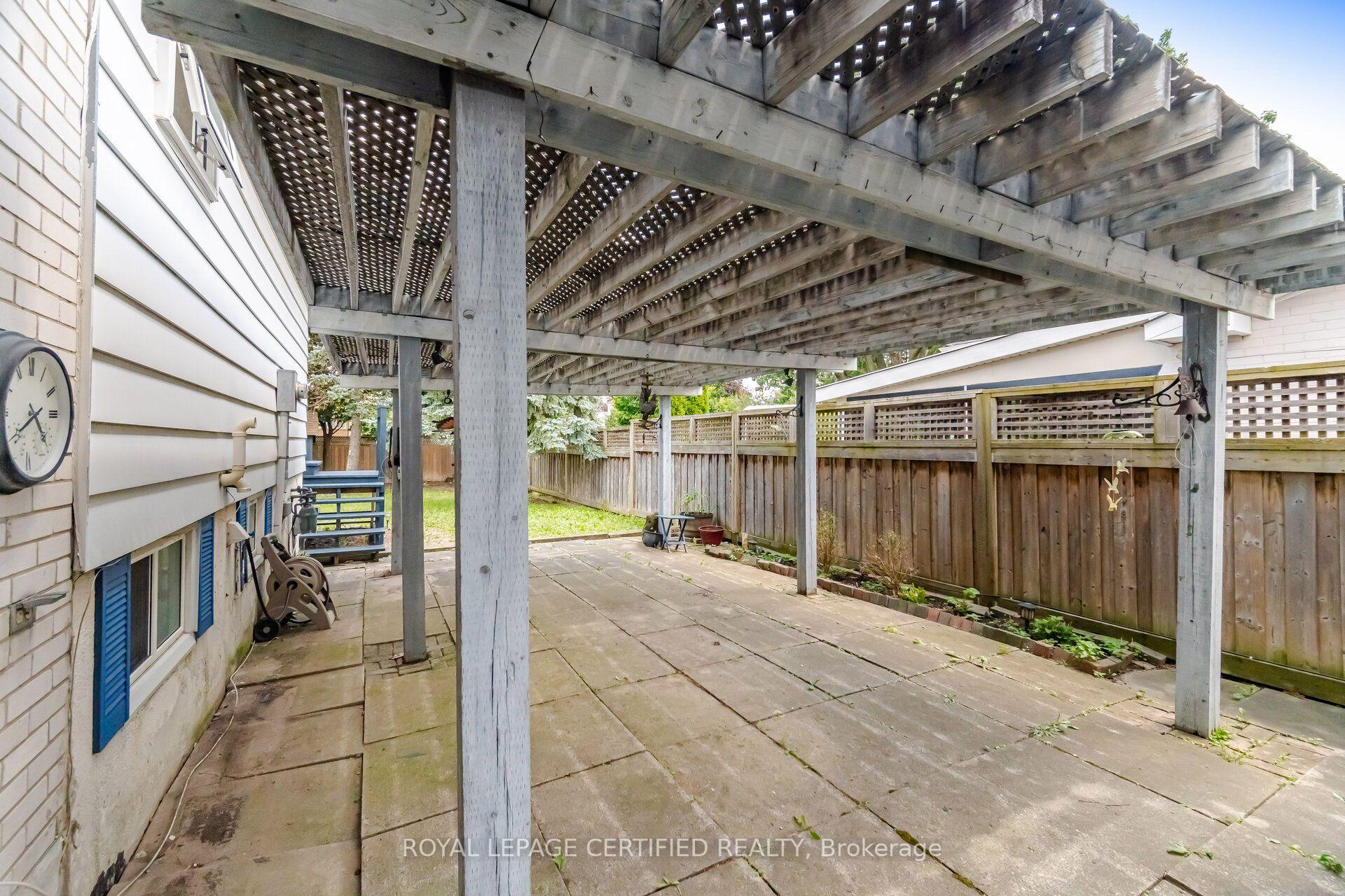 Photo 37 of 33 Grassmere Crescent, Brampton, Northgate — HOMEH