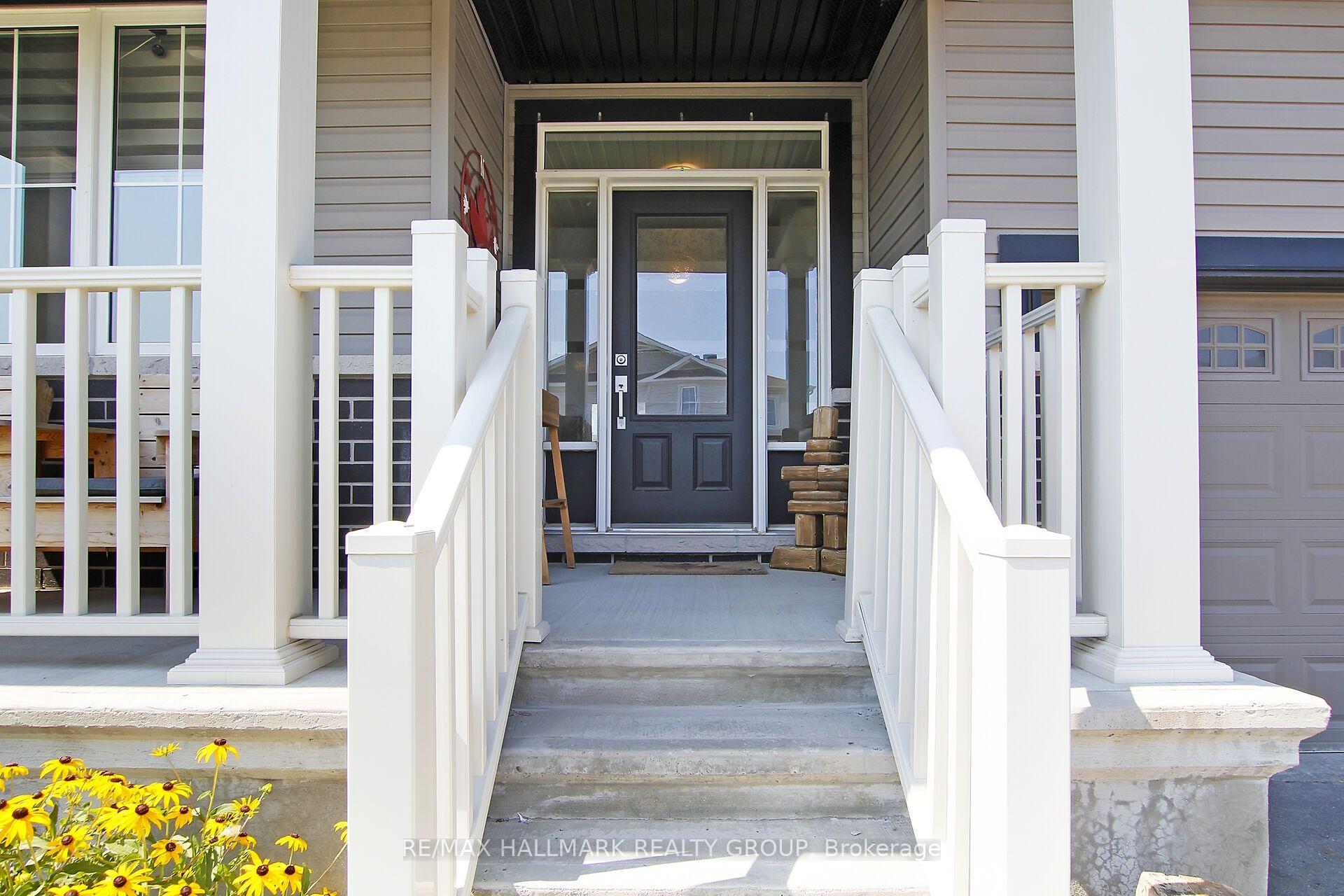 Photo 3 of 31 Sweet Pea Way, Ottawa, Kanata - Kanata Lakes/Heritage Hills — HOMEH