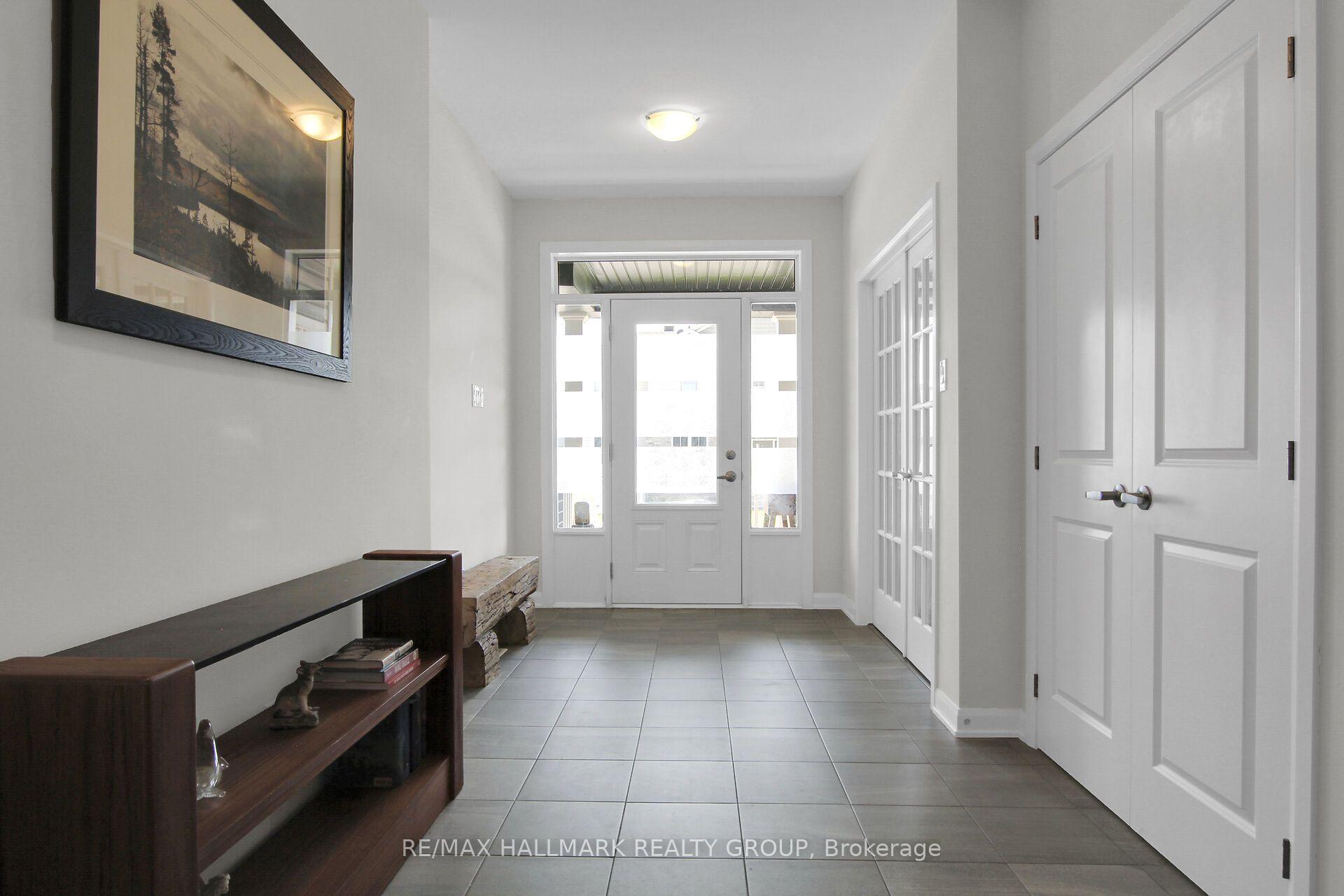 Photo 5 of 31 Sweet Pea Way, Ottawa, Kanata - Kanata Lakes/Heritage Hills — HOMEH