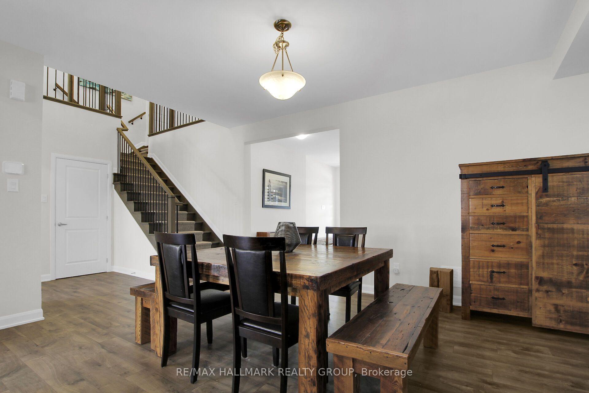 Photo 11 of 31 Sweet Pea Way, Ottawa, Kanata - Kanata Lakes/Heritage Hills — HOMEH