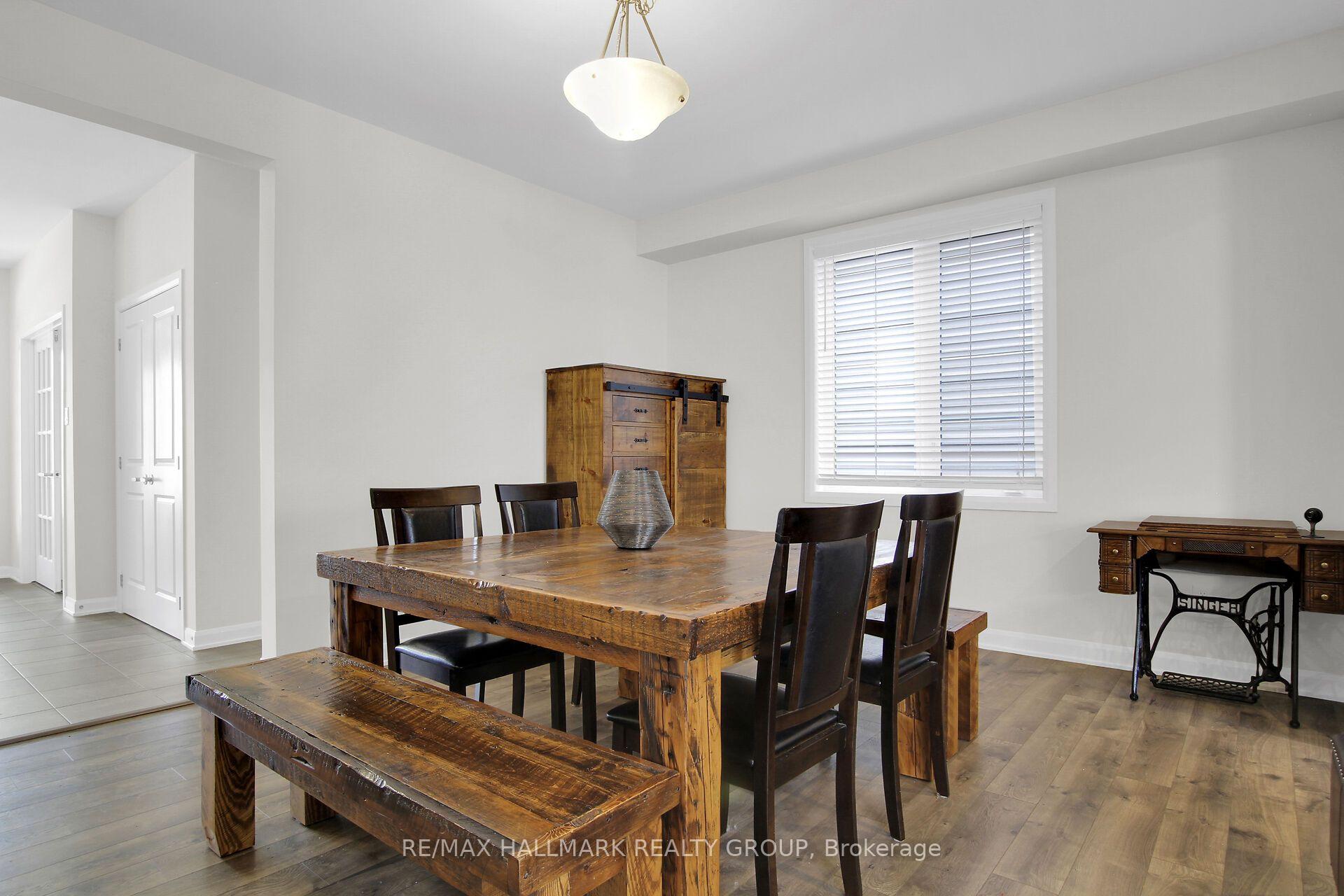 Photo 12 of 31 Sweet Pea Way, Ottawa, Kanata - Kanata Lakes/Heritage Hills — HOMEH