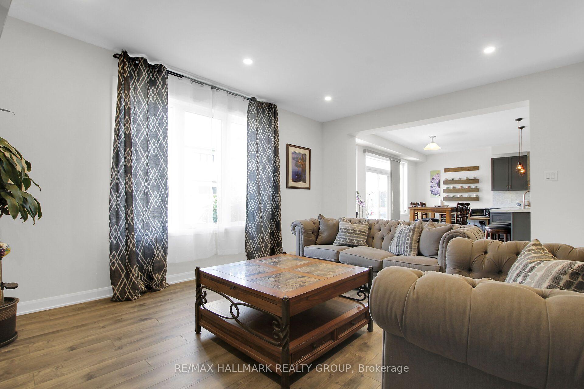 Photo 17 of 31 Sweet Pea Way, Ottawa, Kanata - Kanata Lakes/Heritage Hills — HOMEH