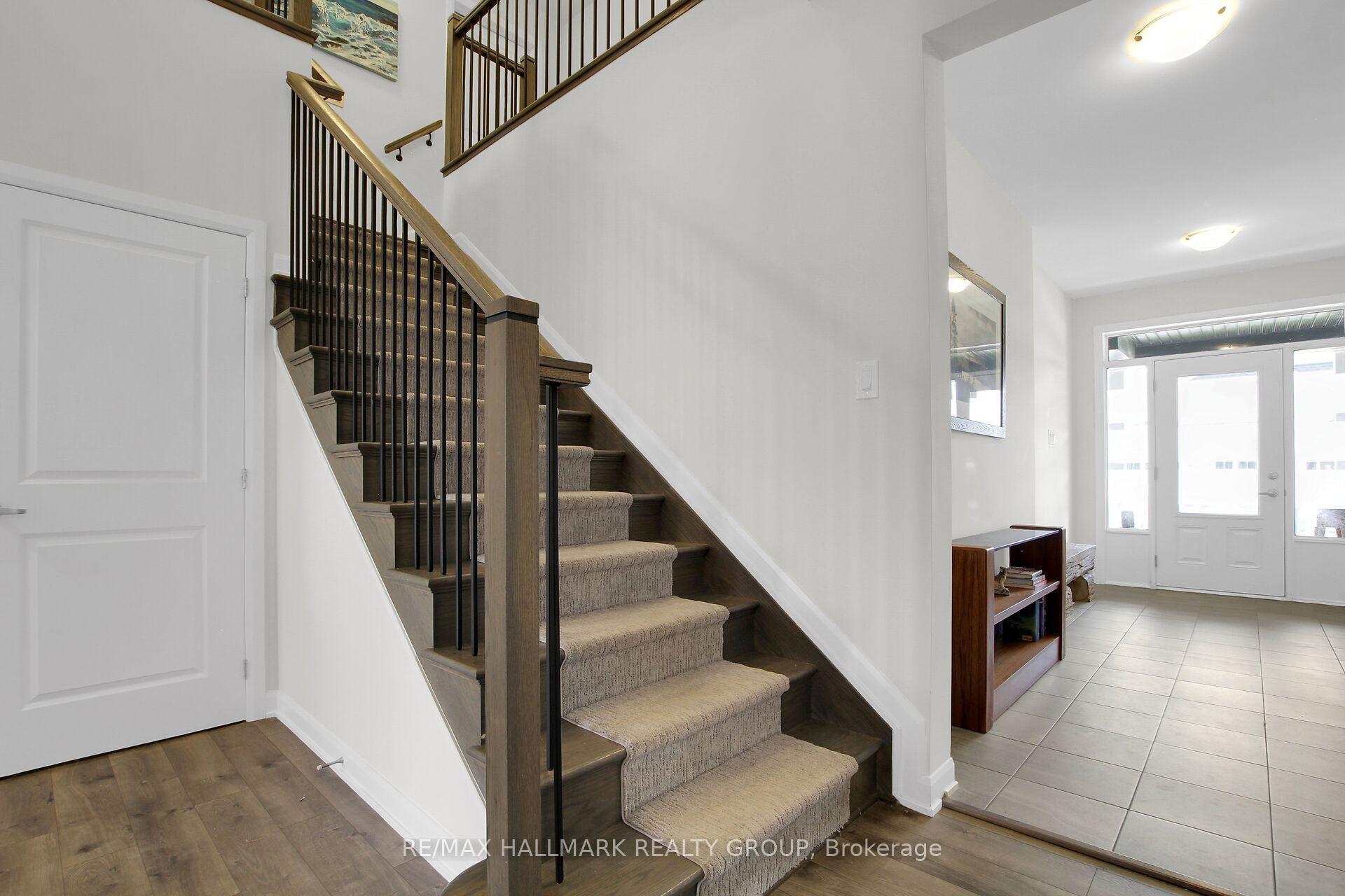 Photo 24 of 31 Sweet Pea Way, Ottawa, Kanata - Kanata Lakes/Heritage Hills — HOMEH
