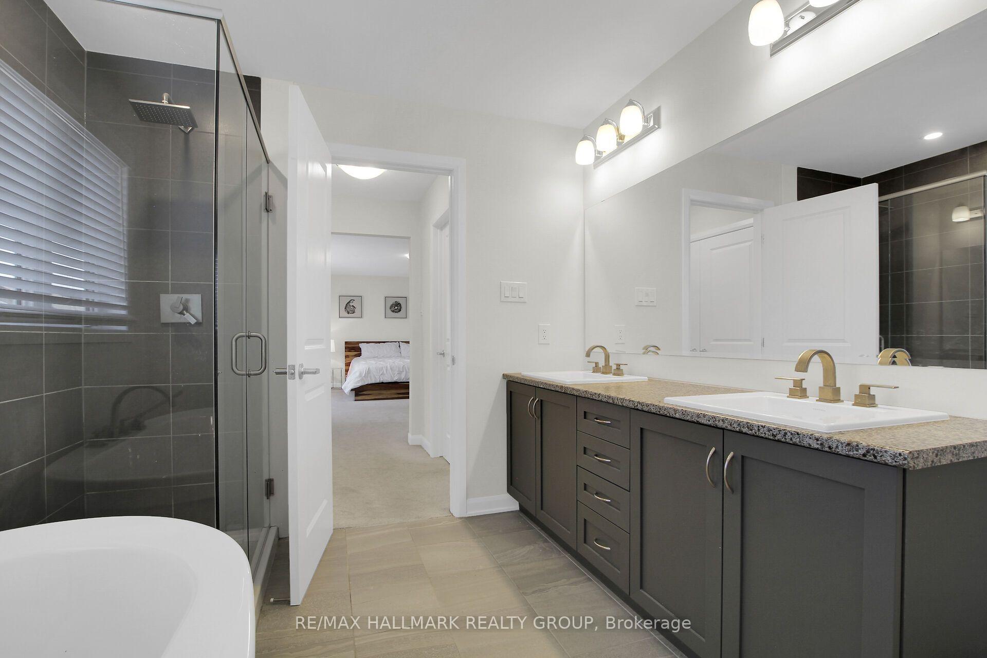 Photo 30 of 31 Sweet Pea Way, Ottawa, Kanata - Kanata Lakes/Heritage Hills — HOMEH