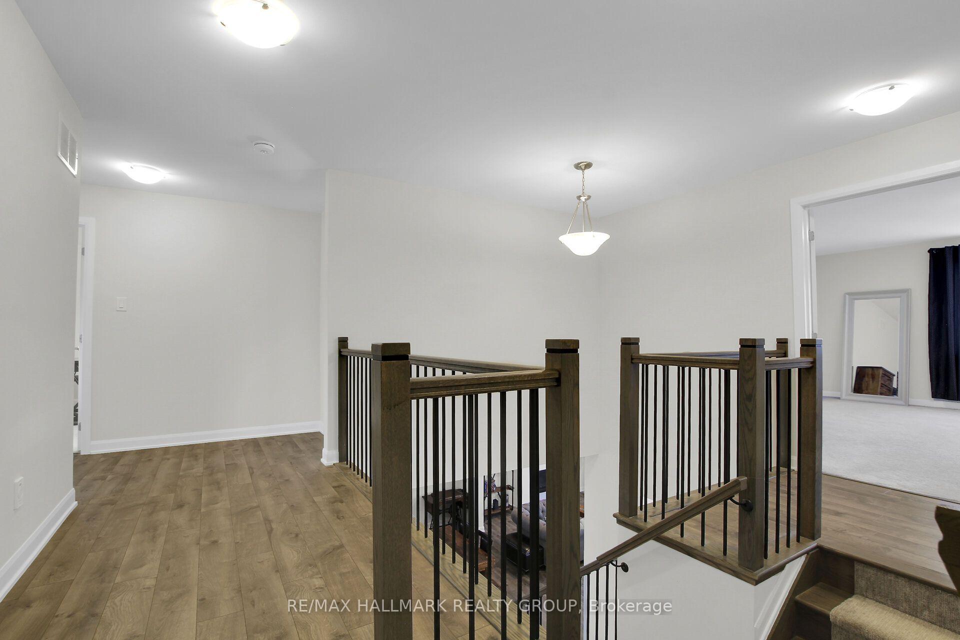 Photo 37 of 31 Sweet Pea Way, Ottawa, Kanata - Kanata Lakes/Heritage Hills — HOMEH