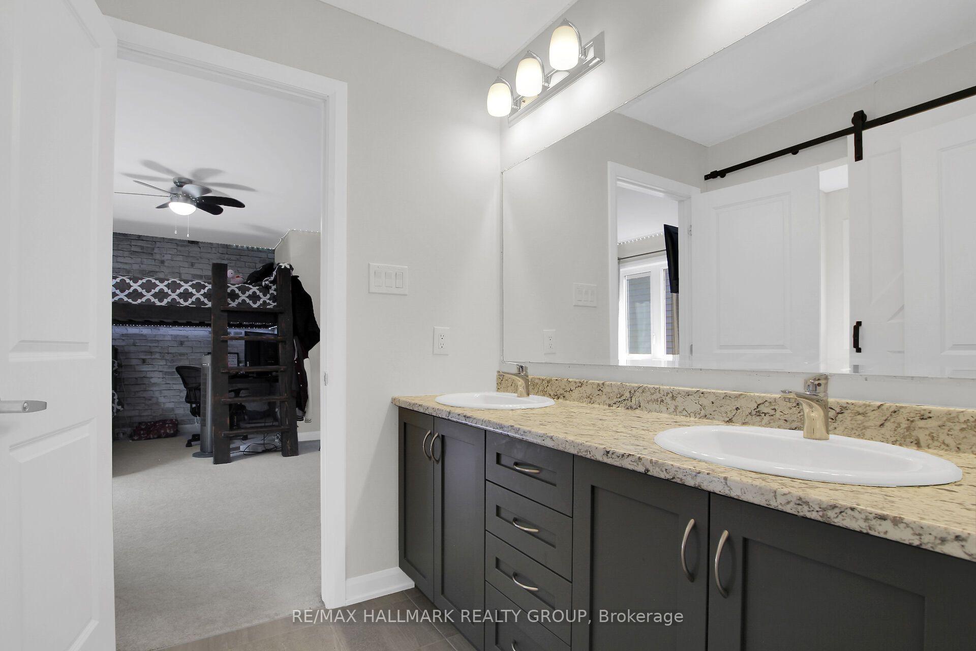 Photo 41 of 31 Sweet Pea Way, Ottawa, Kanata - Kanata Lakes/Heritage Hills — HOMEH