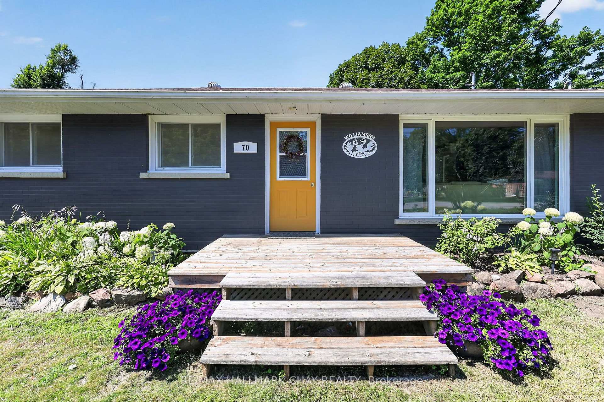 Photo 5 of 70 North Street W, Orillia — HOMEH