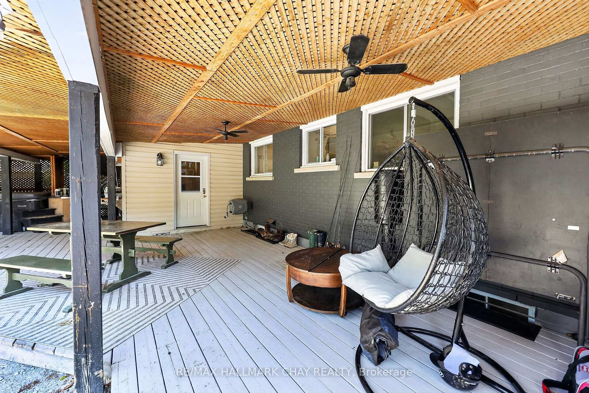 Photo 37 of 70 North Street W, Orillia — HOMEH