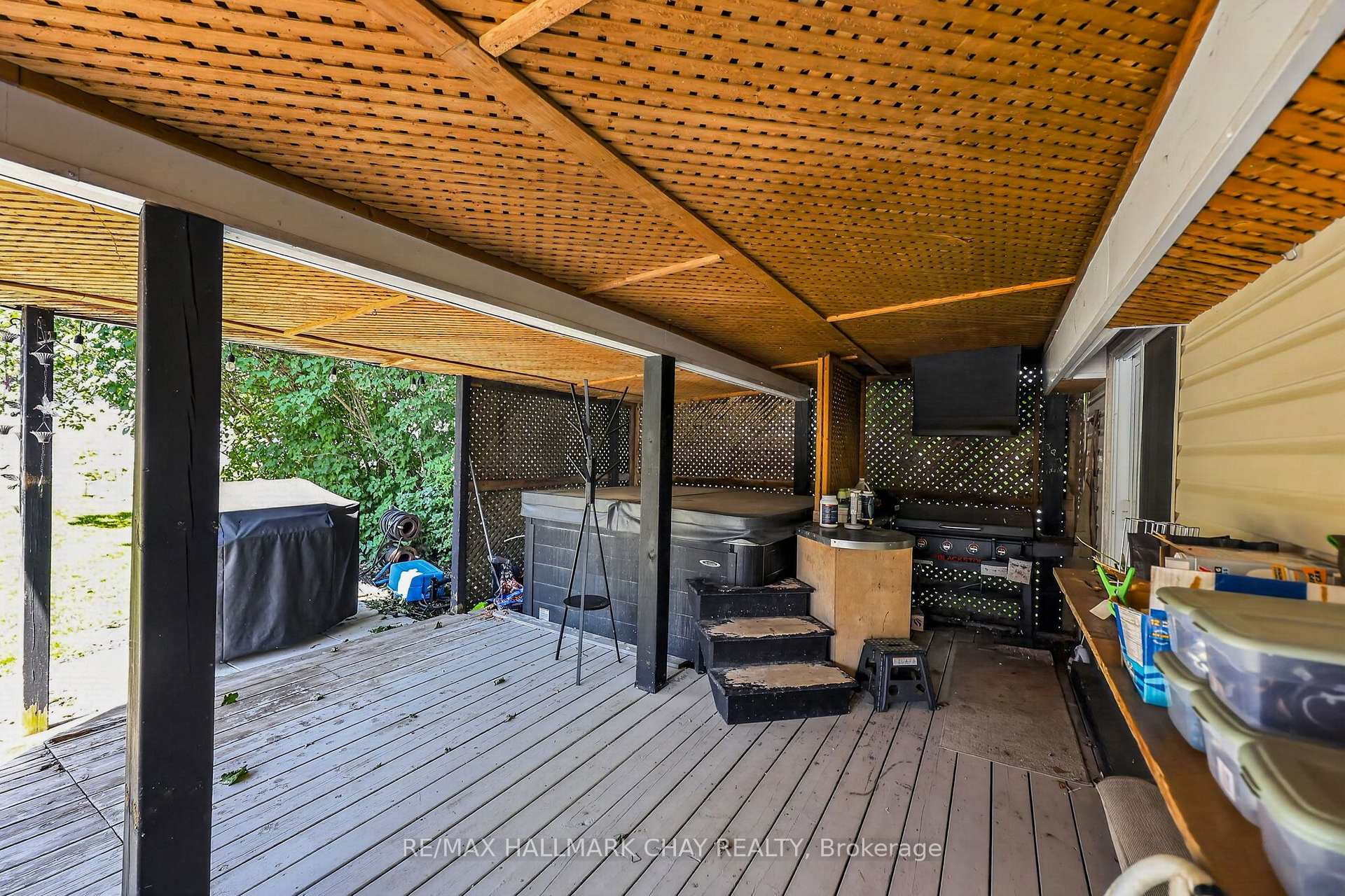 Photo 40 of 70 North Street W, Orillia — HOMEH