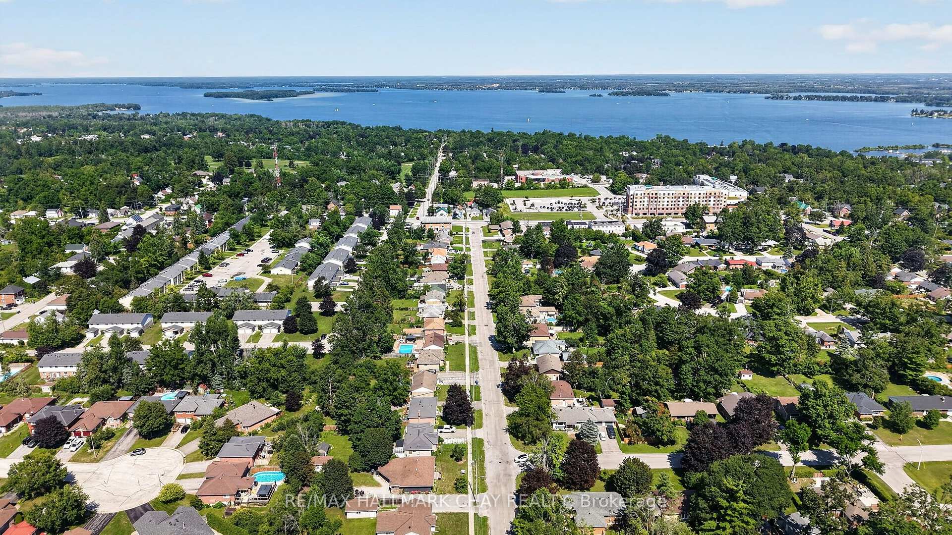 Photo 48 of 70 North Street W, Orillia — HOMEH