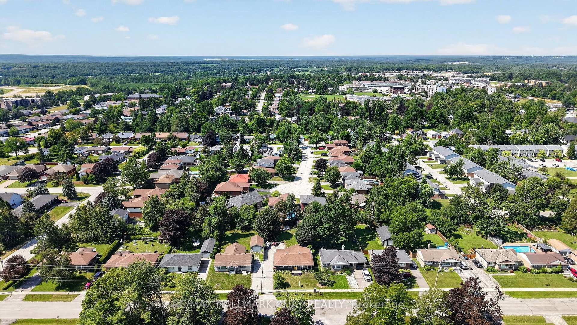 Photo 49 of 70 North Street W, Orillia — HOMEH