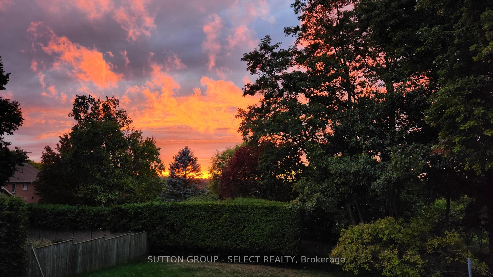 Photo 2 of 48 Lookout Court, London, South K — HOMEH