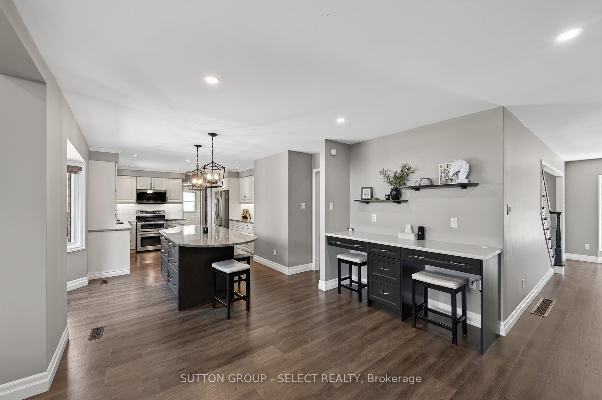 Photo 15 of 48 Lookout Court, London, South K — HOMEH