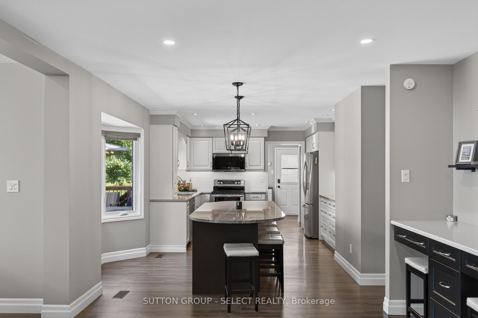 Photo 16 of 48 Lookout Court, London, South K — HOMEH