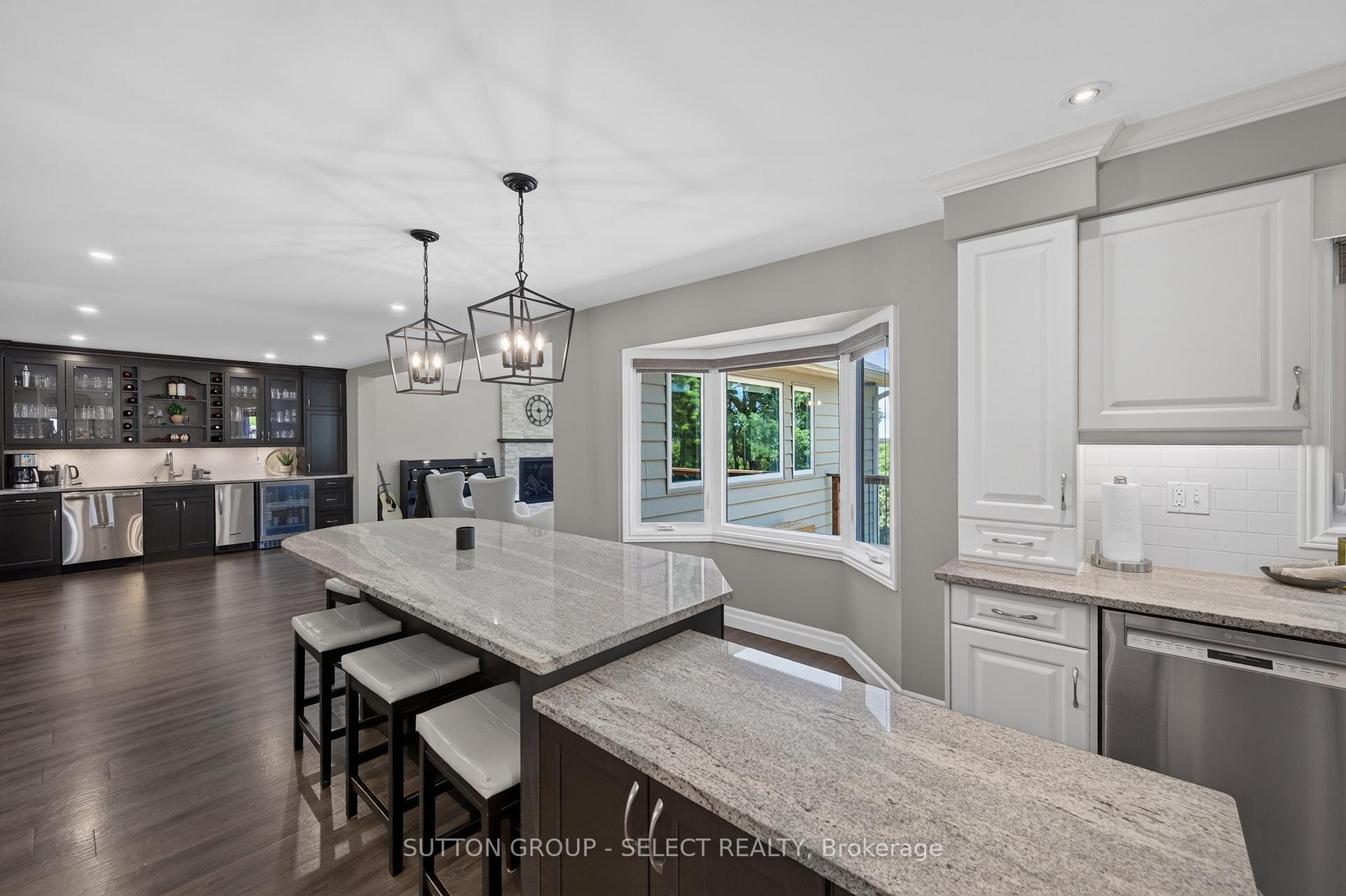 Photo 19 of 48 Lookout Court, London, South K — HOMEH