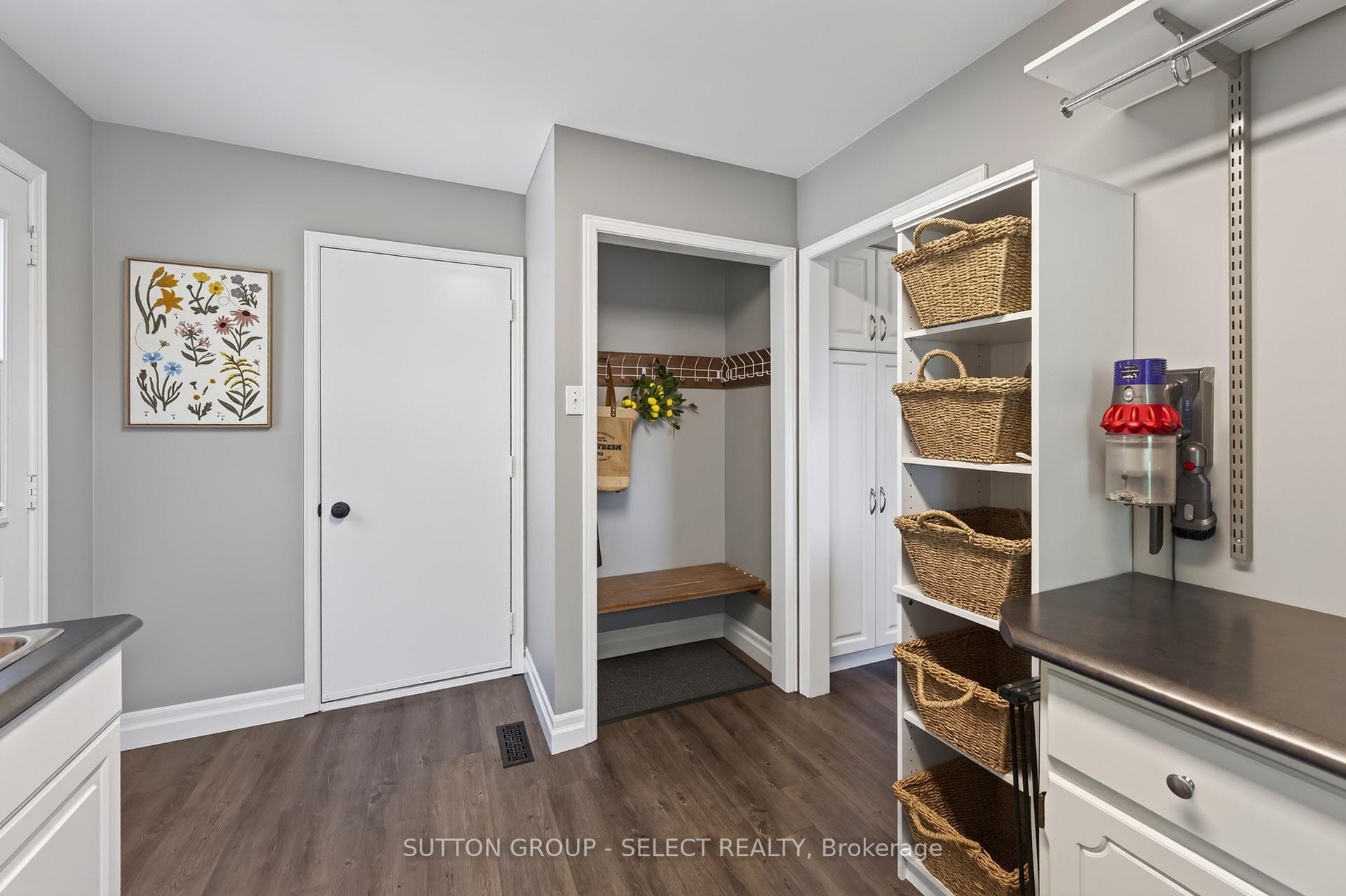Photo 24 of 48 Lookout Court, London, South K — HOMEH