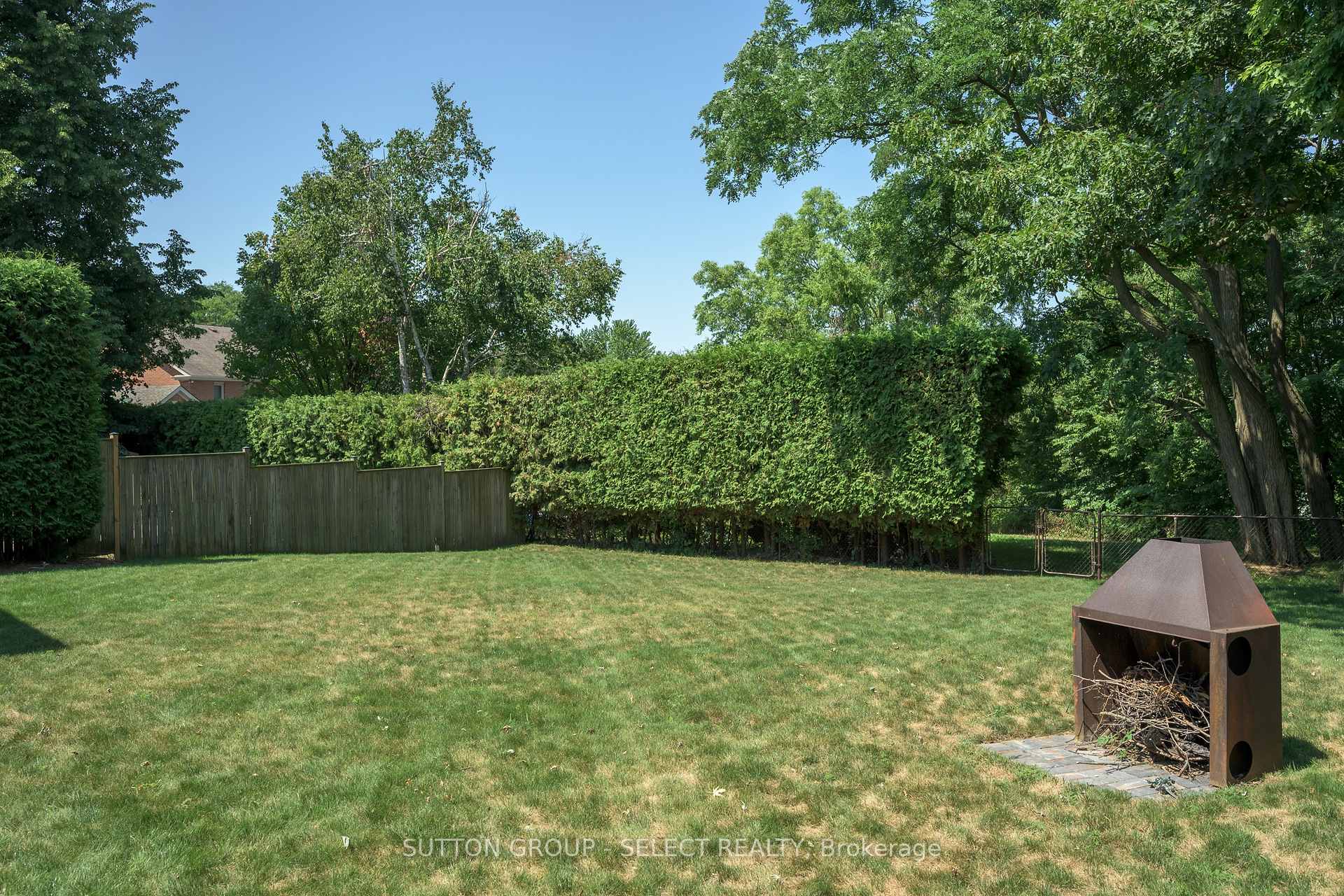 Photo 48 of 48 Lookout Court, London, South K — HOMEH