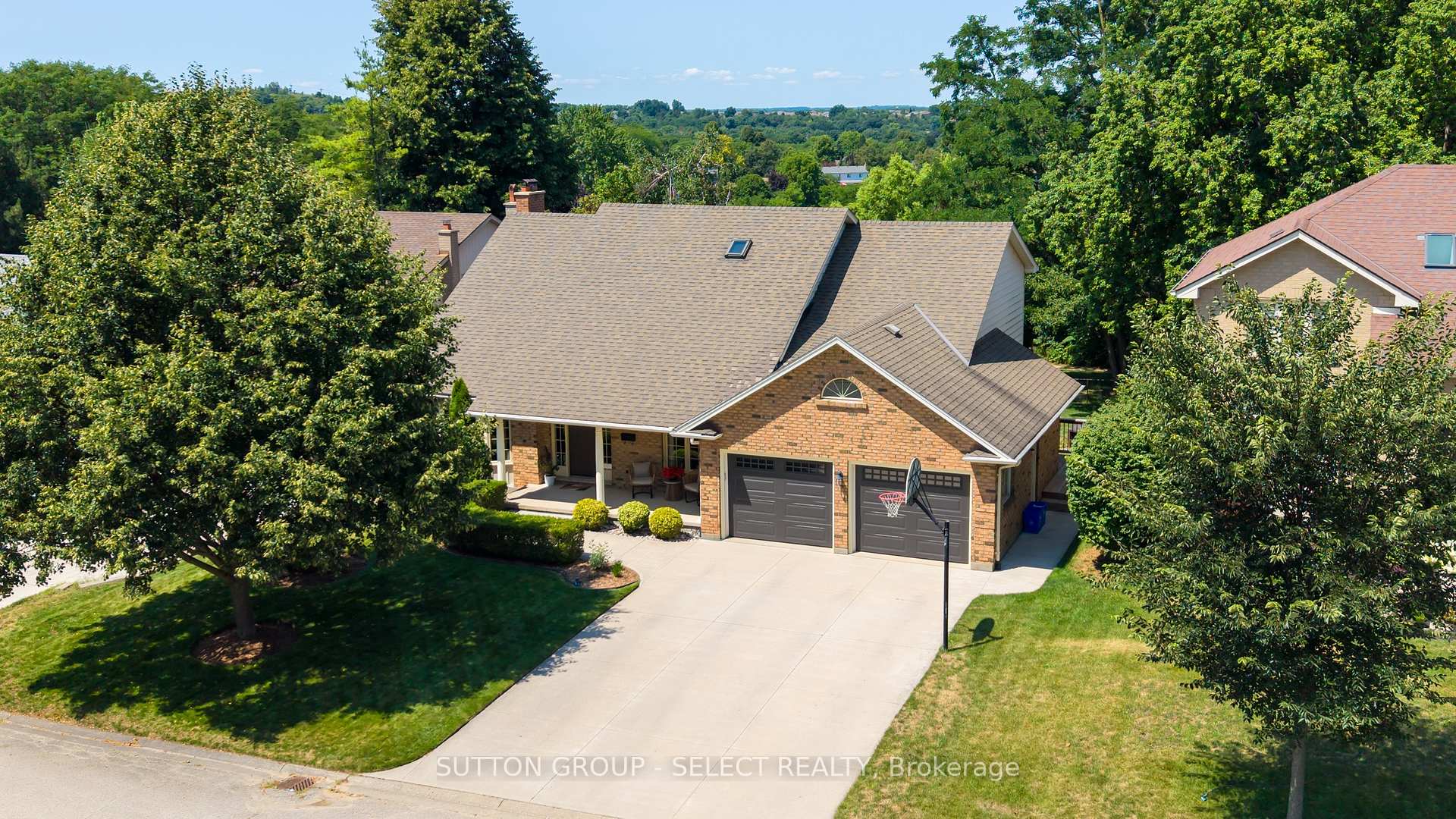 Photo 61 of 48 Lookout Court, London, South K — HOMEH