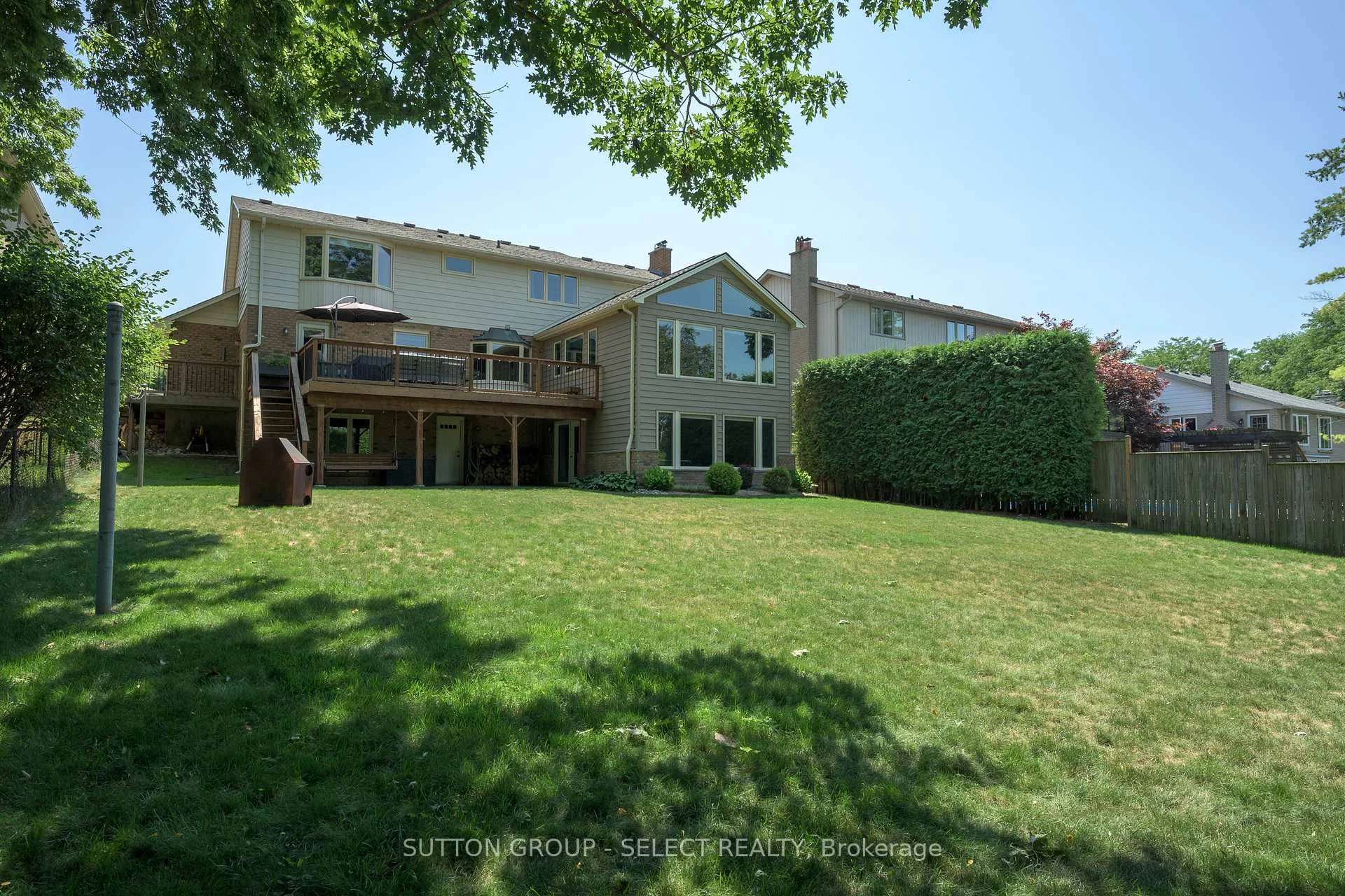 Photo 44 of 48 Lookout Court, London, South K — HOMEH