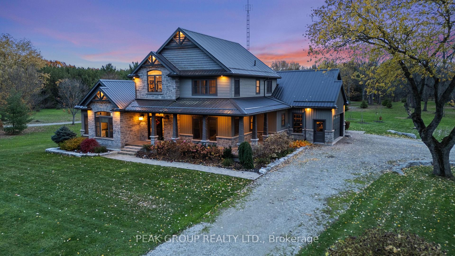 Photo of 662 Foss Road