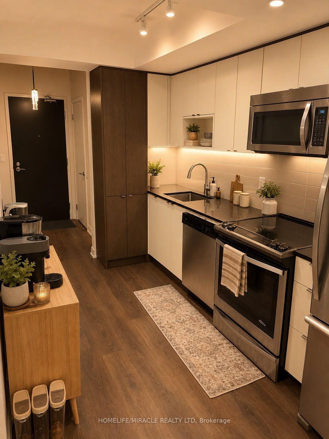 Photo 1 of Unit 1605, 9 Valhalla Inn Road, Etobicoke, Islington-City Centre West — HOMEH