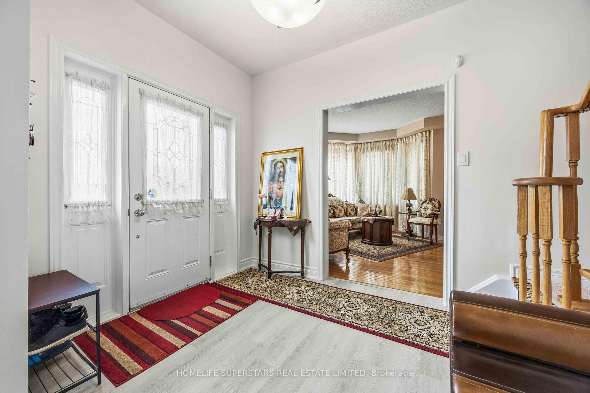 Photo 4 of 76 Riverlands Avenue, Markham, Cornell — HOMEH