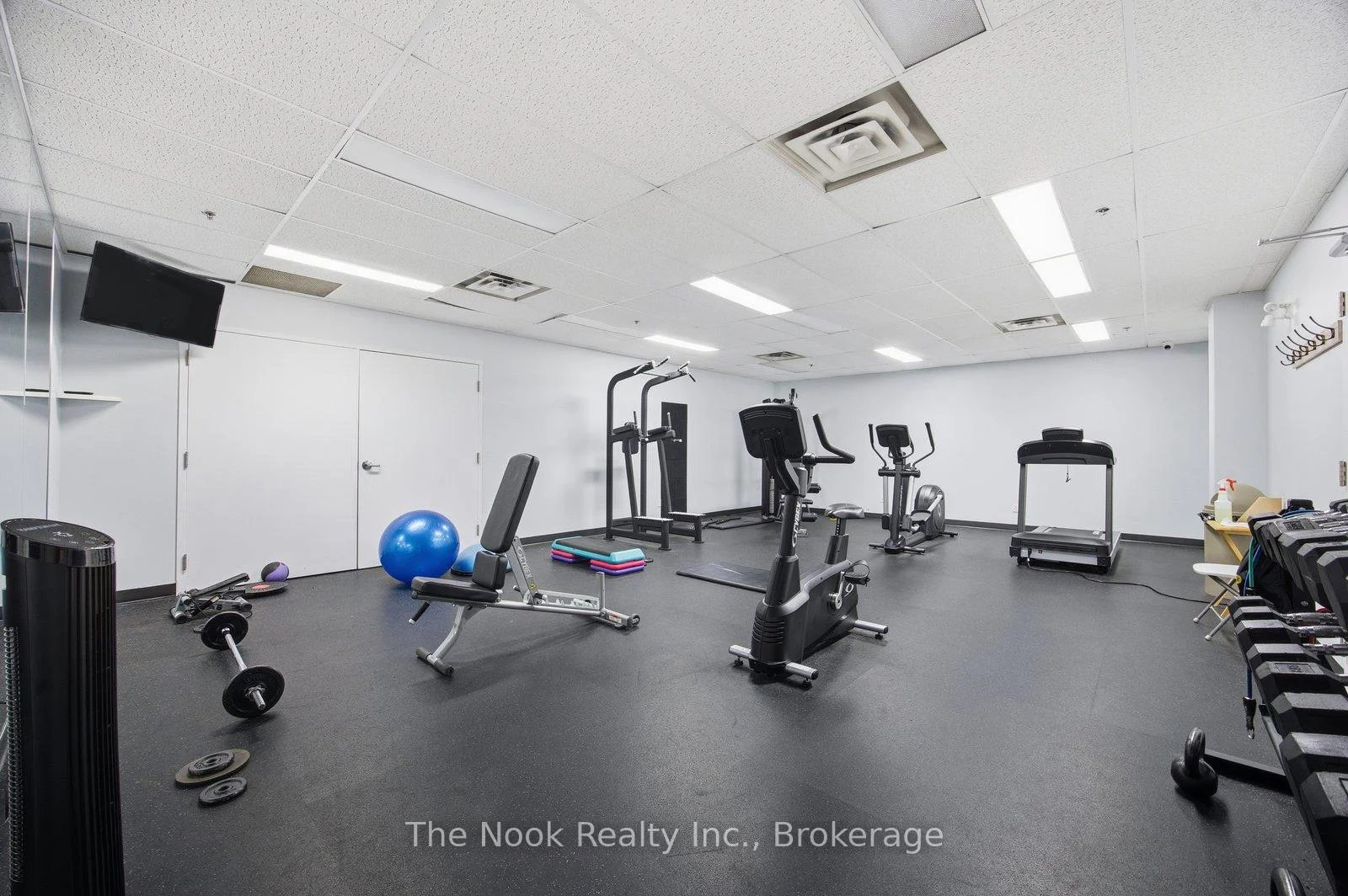 Photo 17 of Unit 301, 106 Aspen Springs Drive, Clarington, Bowmanville — HOMEH