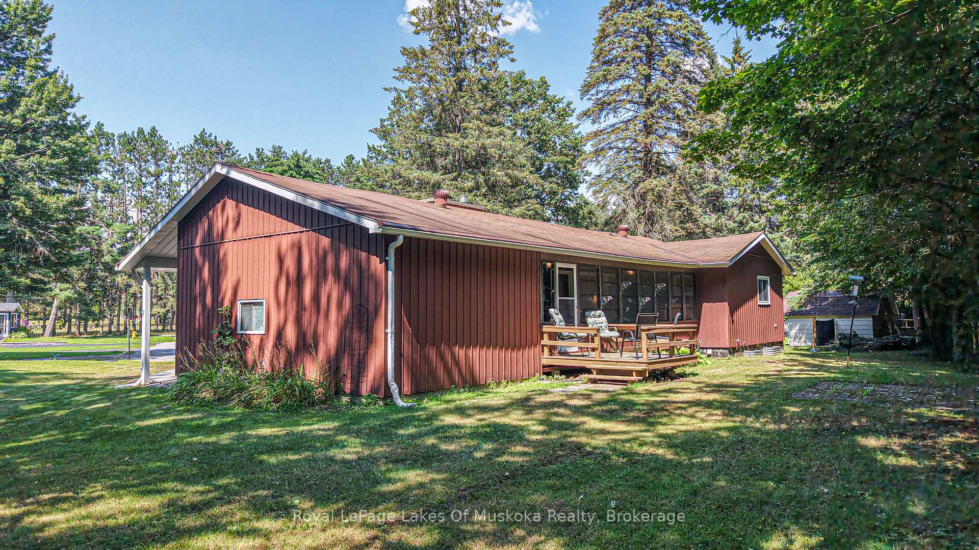 Photo 6 of 180 Lofty Pines Crescent, Gravenhurst, Muskoka (S) — HOMEH