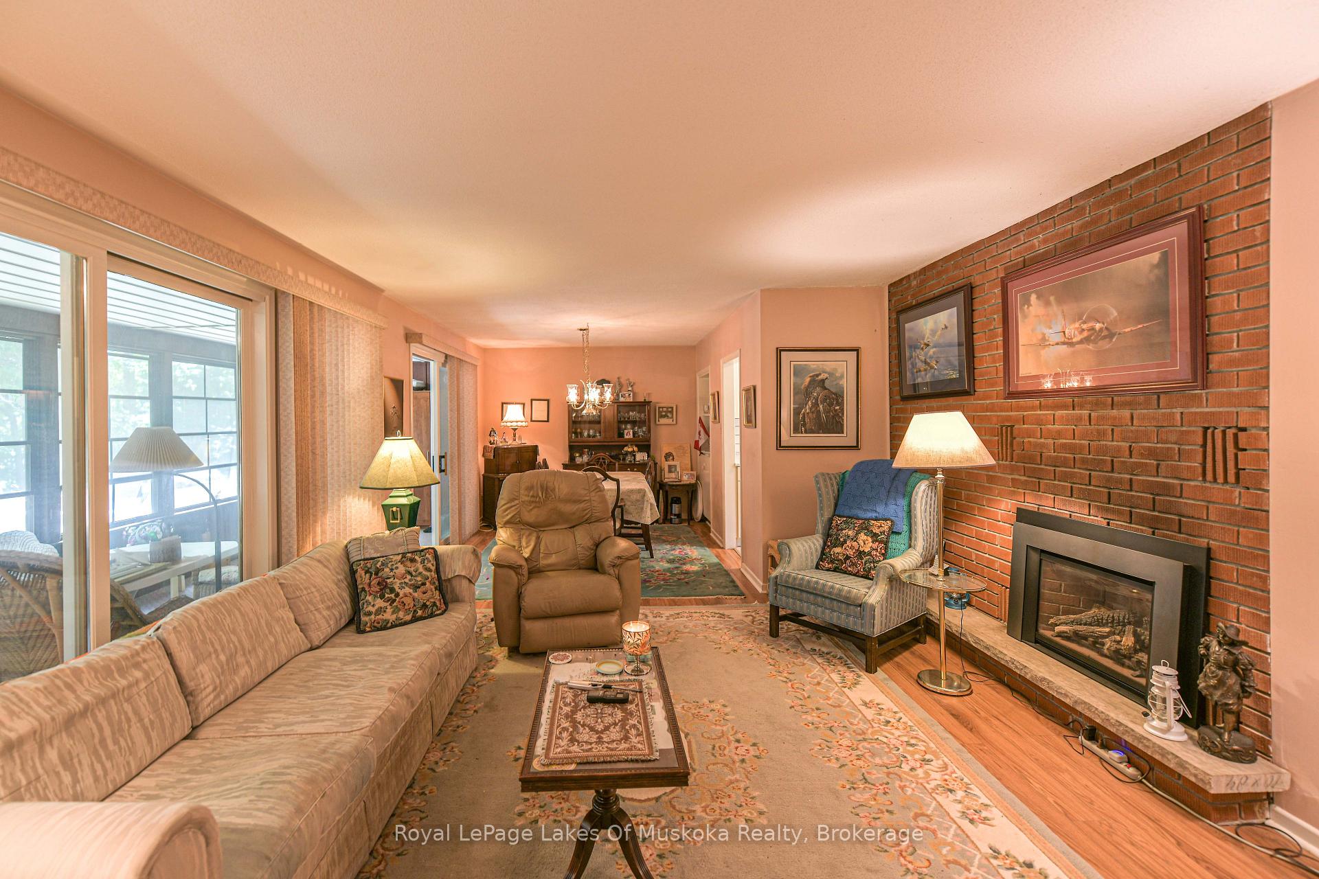 Photo 32 of 180 Lofty Pines Crescent, Gravenhurst, Muskoka (S) — HOMEH