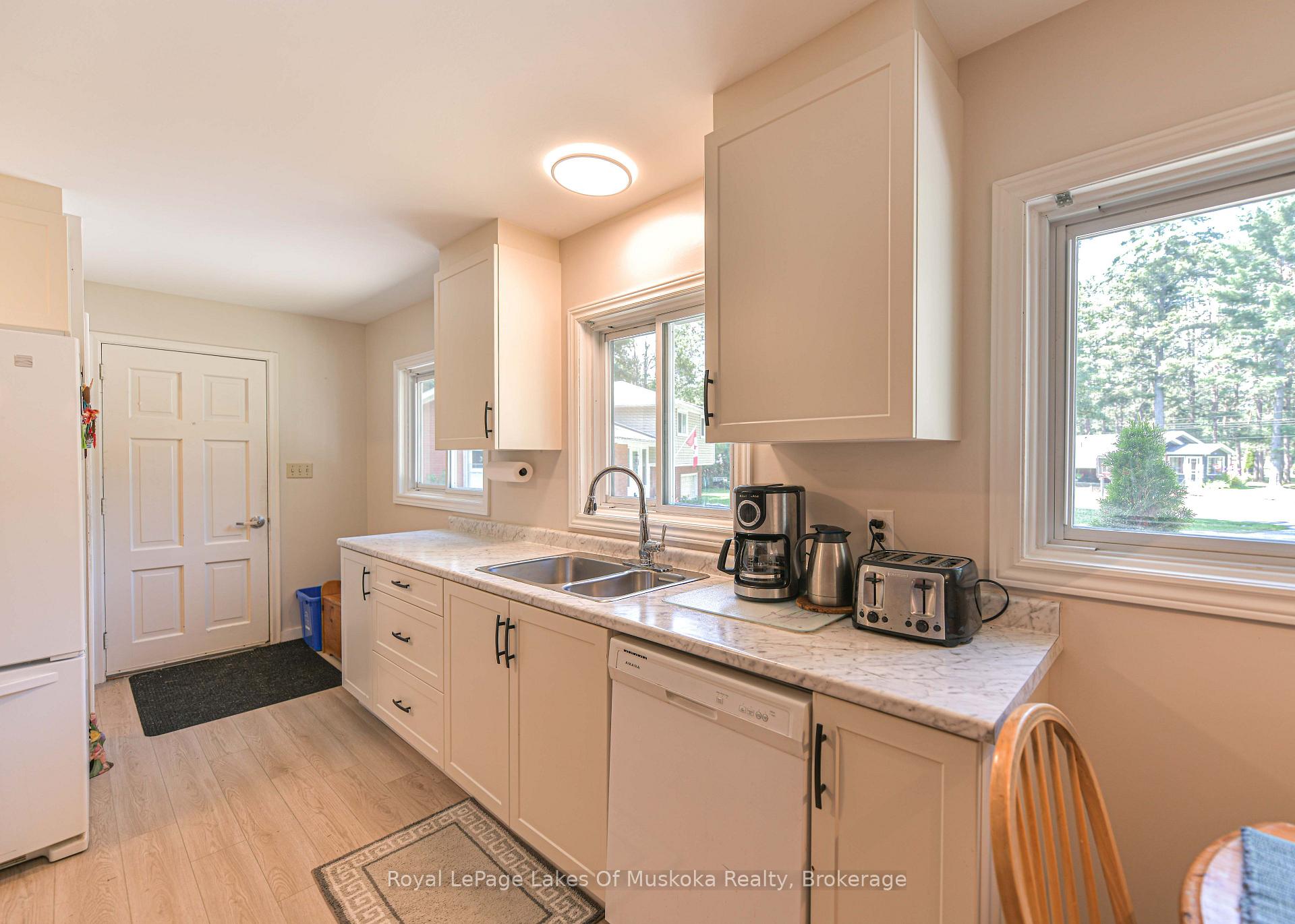 Photo 45 of 180 Lofty Pines Crescent, Gravenhurst, Muskoka (S) — HOMEH