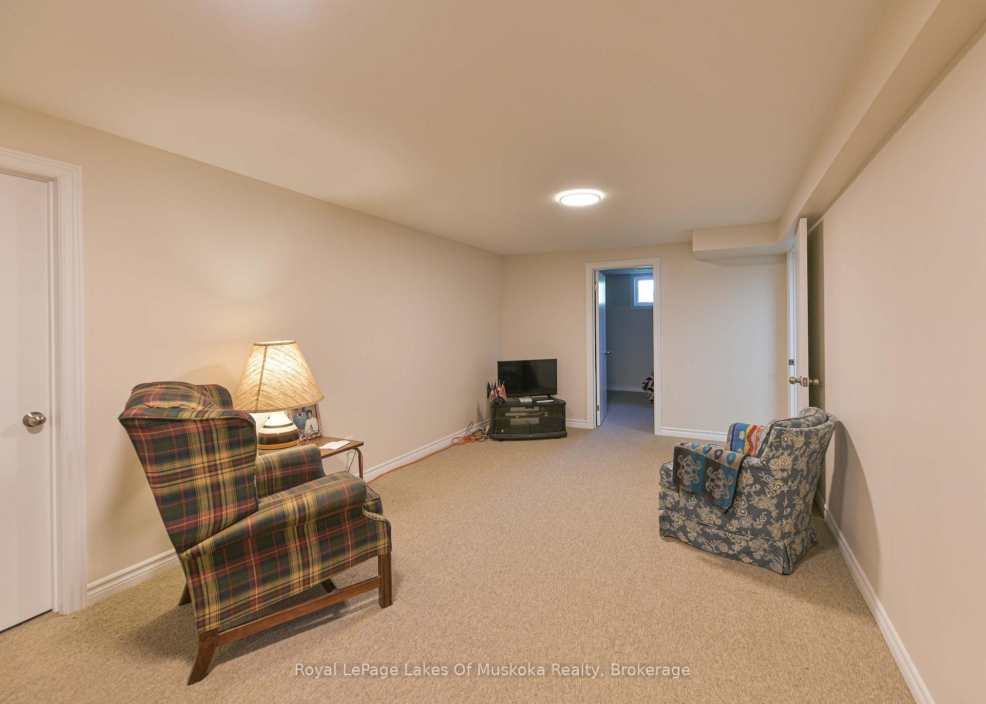 Photo 48 of 180 Lofty Pines Crescent, Gravenhurst, Muskoka (S) — HOMEH