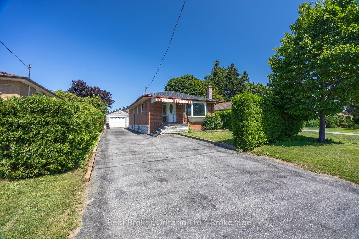 Photo 5 of 12 Sunset Road, Clarington, Bowmanville — HOMEH
