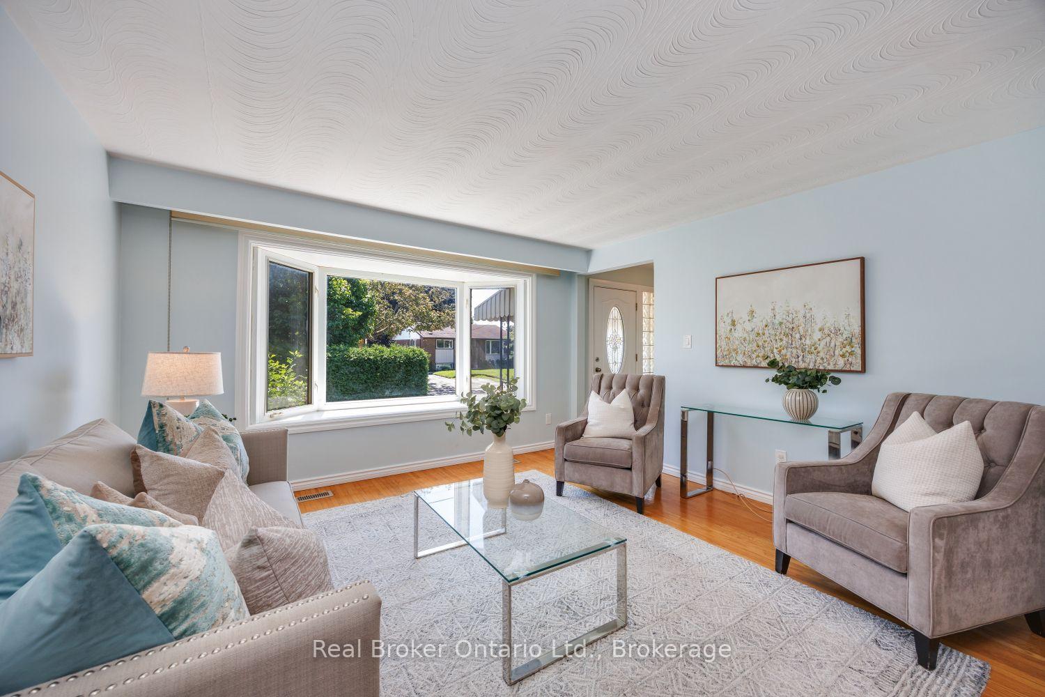 Photo 8 of 12 Sunset Road, Clarington, Bowmanville — HOMEH