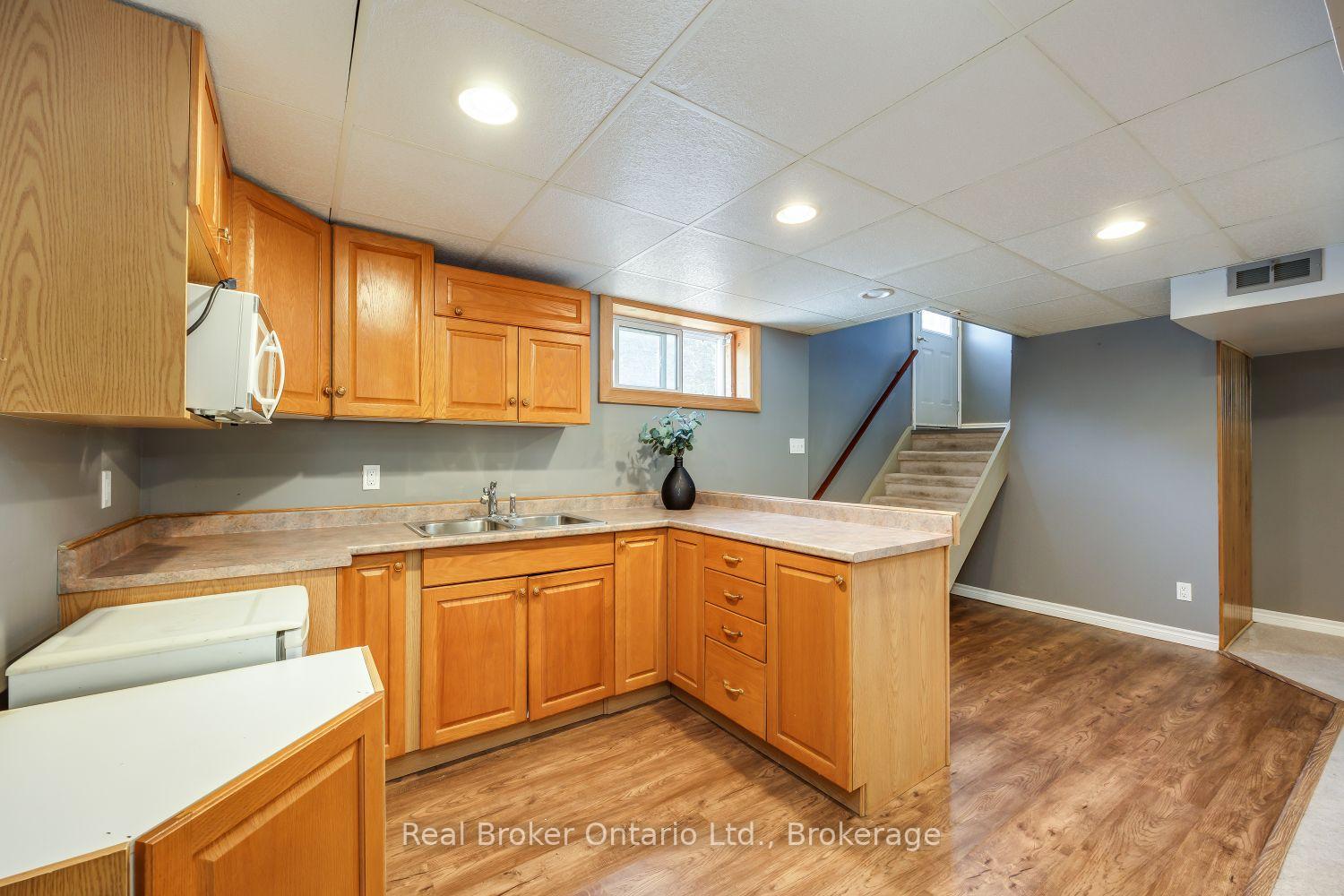 Photo 23 of 12 Sunset Road, Clarington, Bowmanville — HOMEH