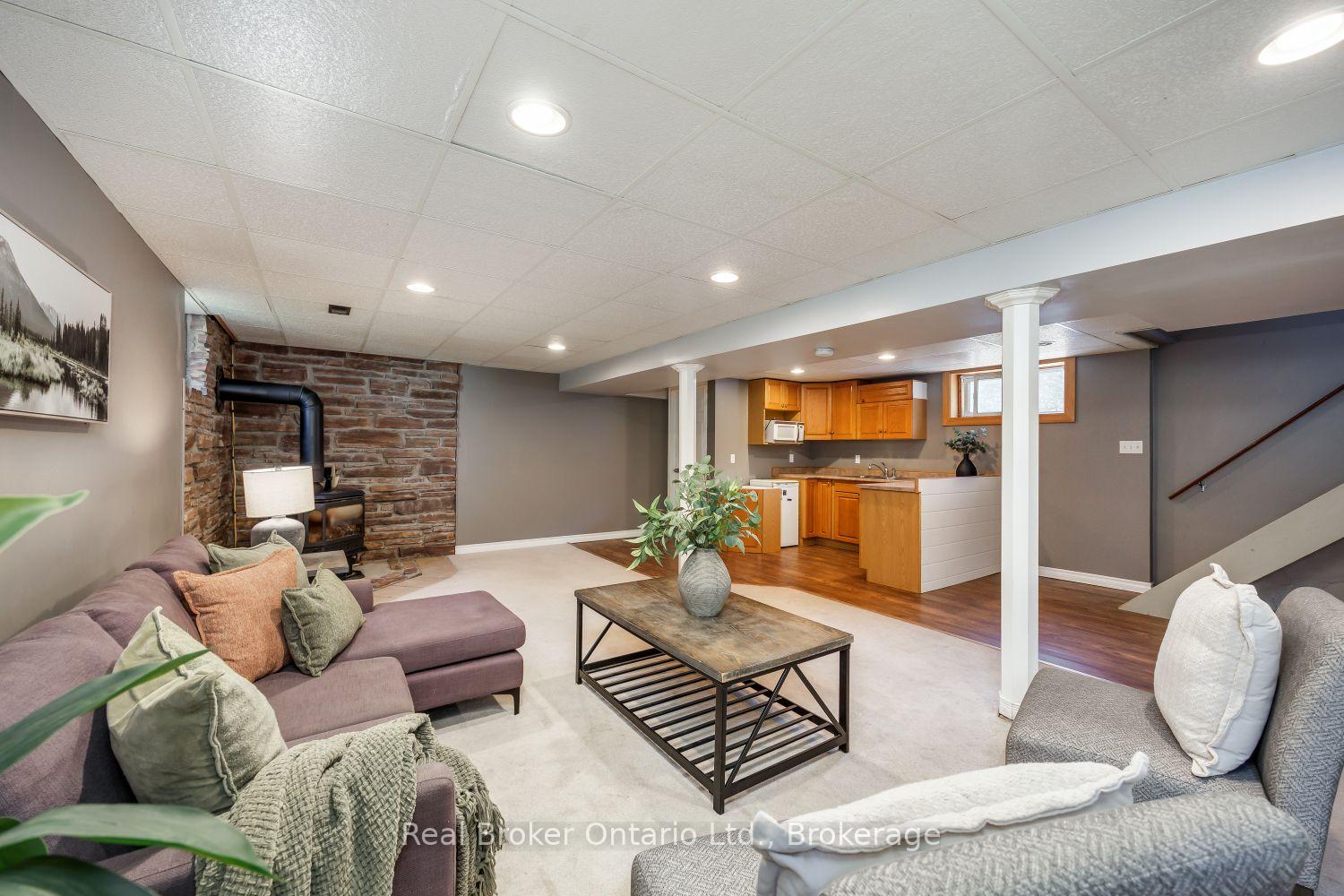 Photo 24 of 12 Sunset Road, Clarington, Bowmanville — HOMEH