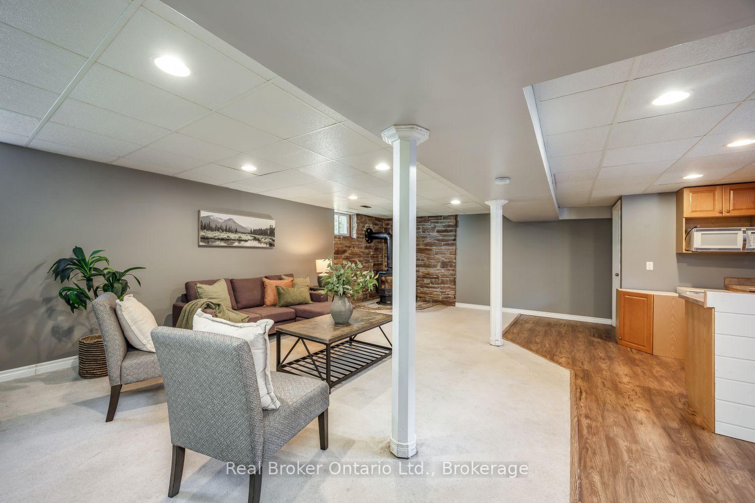 Photo 25 of 12 Sunset Road, Clarington, Bowmanville — HOMEH