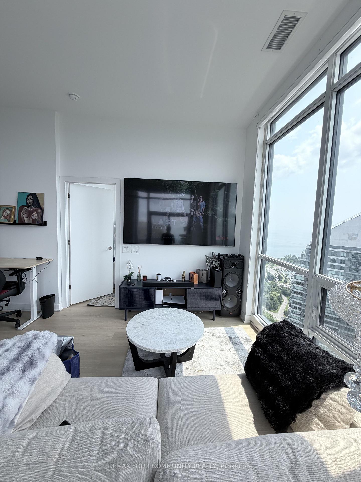 Photo 14 of Unit PH2, 2220 Lakeshore Boulevard, Etobicoke, Mimico — HOMEH
