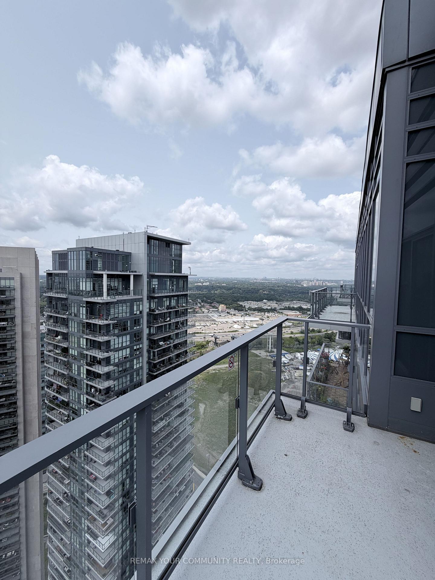 Photo 31 of Unit PH2, 2220 Lakeshore Boulevard, Etobicoke, Mimico — HOMEH