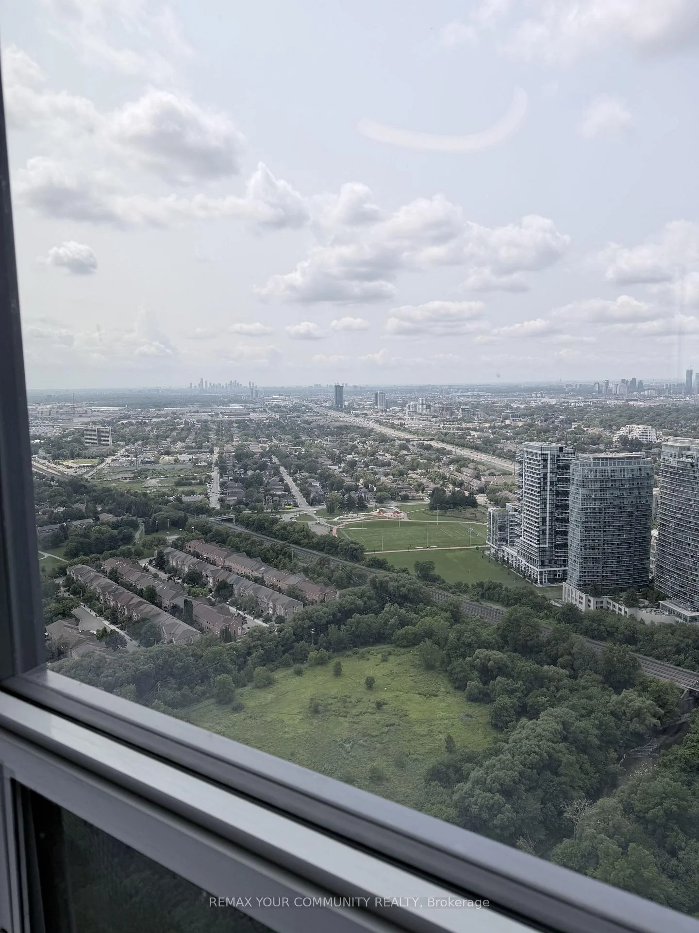 Photo 39 of Unit PH2, 2220 Lakeshore Boulevard, Etobicoke, Mimico — HOMEH