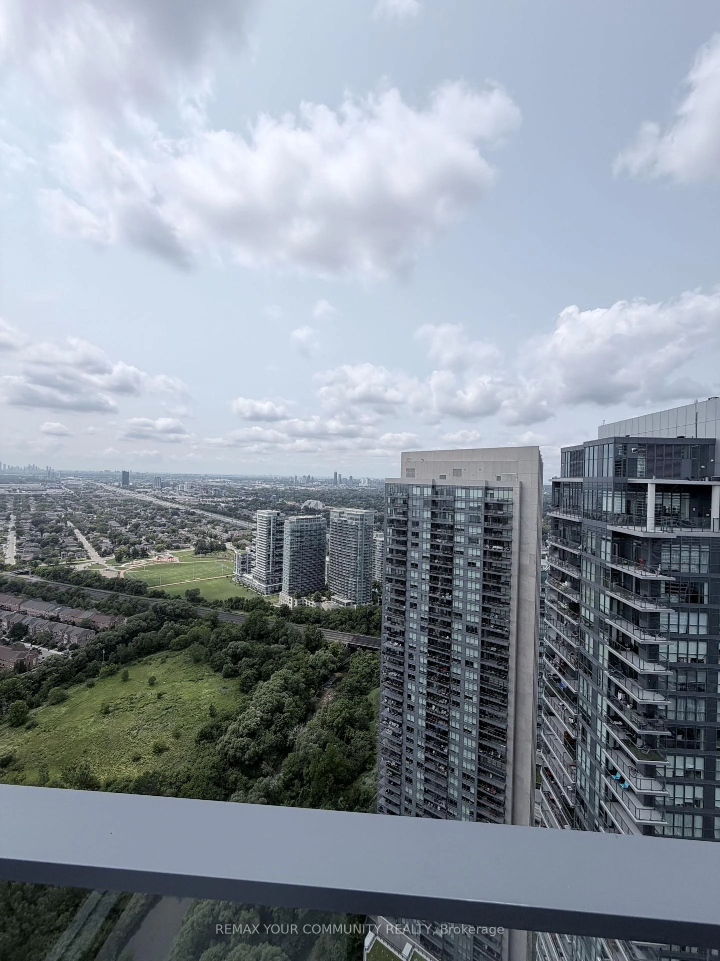 Photo 40 of Unit PH2, 2220 Lakeshore Boulevard, Etobicoke, Mimico — HOMEH