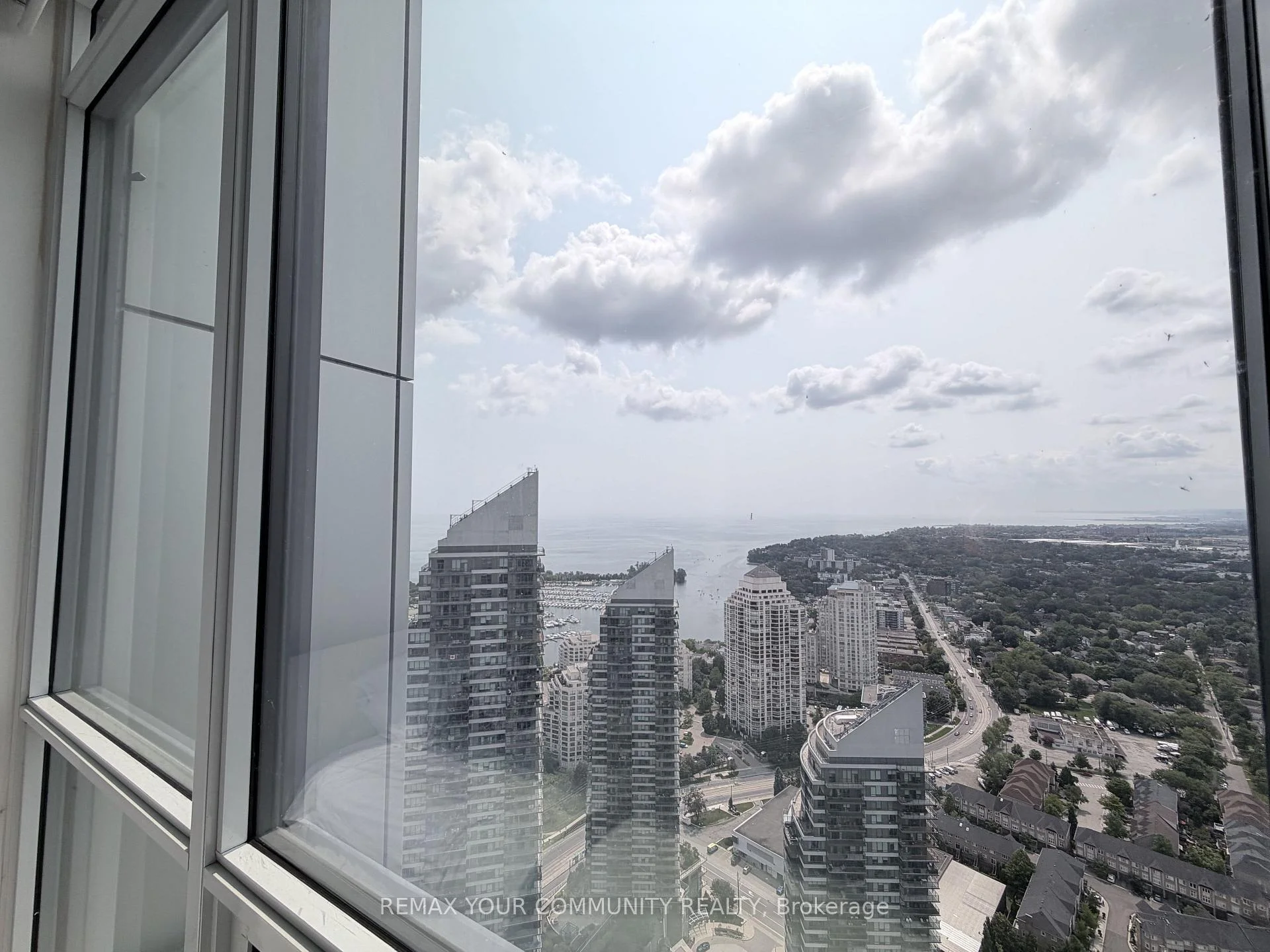 Photo 41 of Unit PH2, 2220 Lakeshore Boulevard, Etobicoke, Mimico — HOMEH