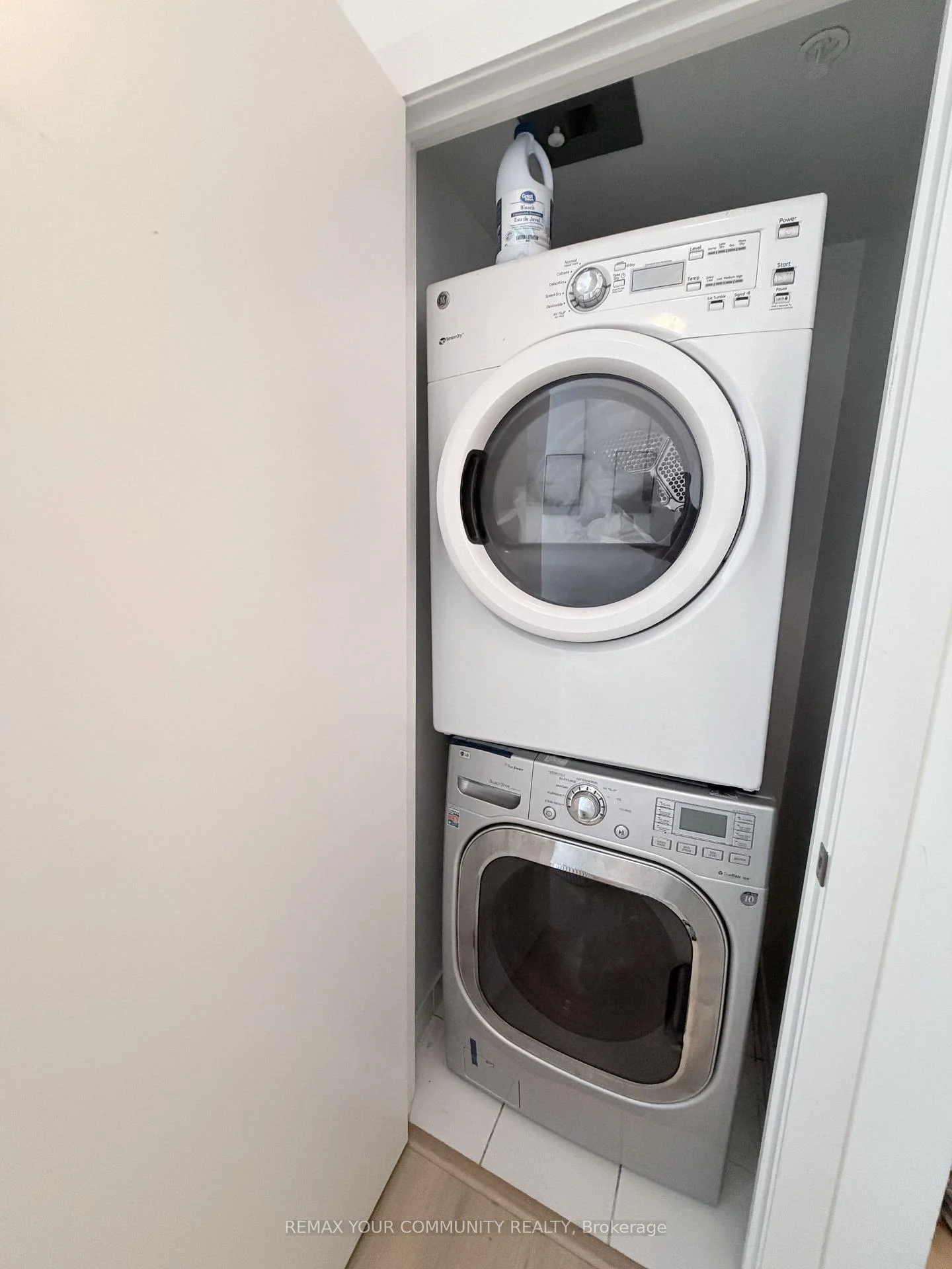Photo 43 of Unit PH2, 2220 Lakeshore Boulevard, Etobicoke, Mimico — HOMEH