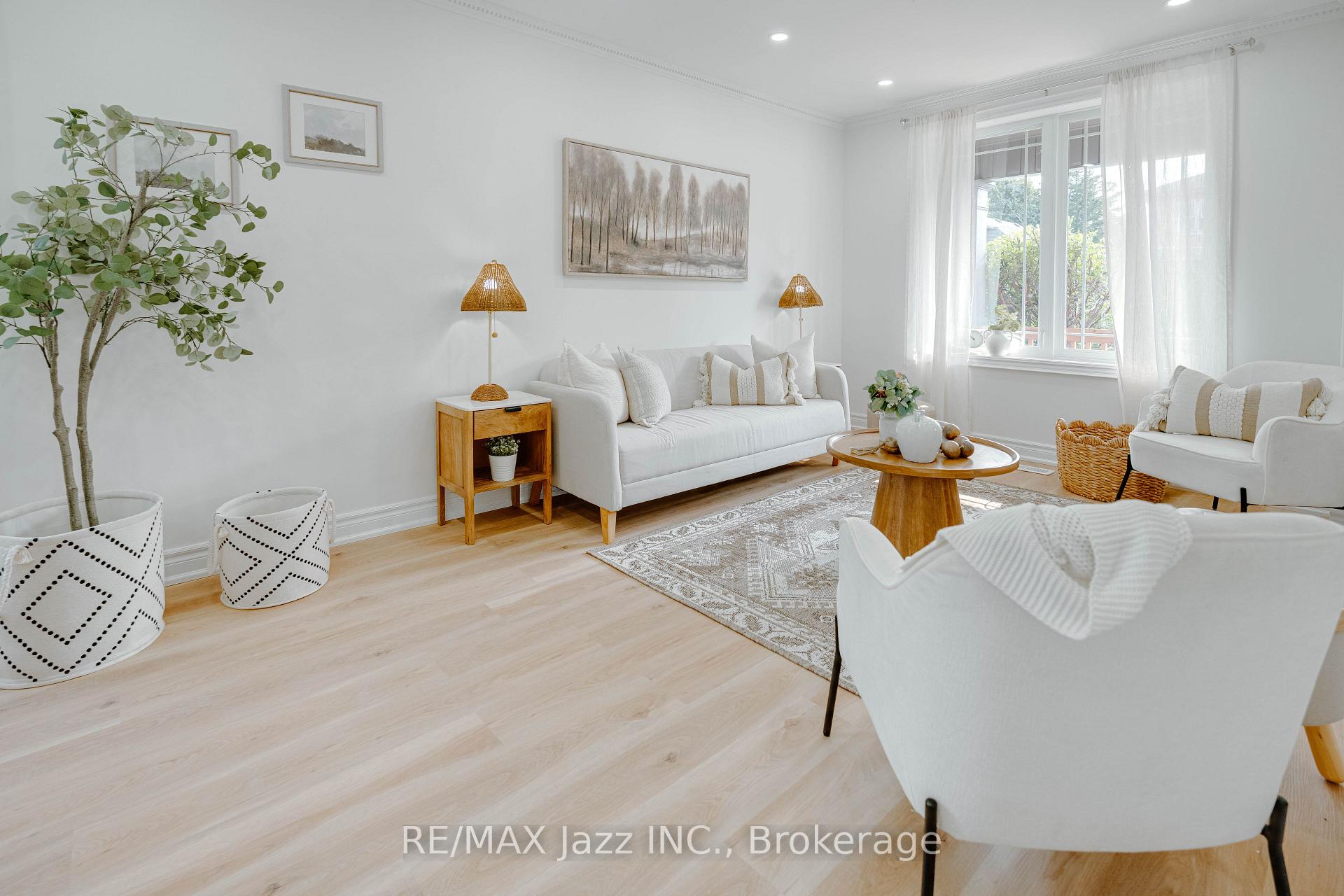Photo 5 of 151 Burk Street, Oshawa, Vanier — HOMEH