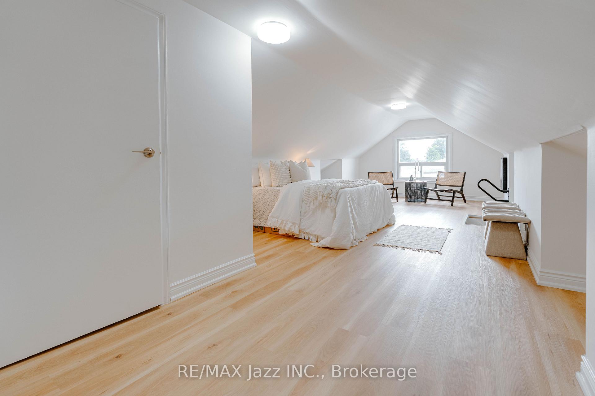 Photo 28 of 151 Burk Street, Oshawa, Vanier — HOMEH