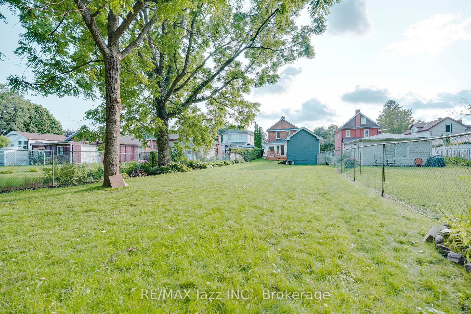 Photo 37 of 151 Burk Street, Oshawa, Vanier — HOMEH